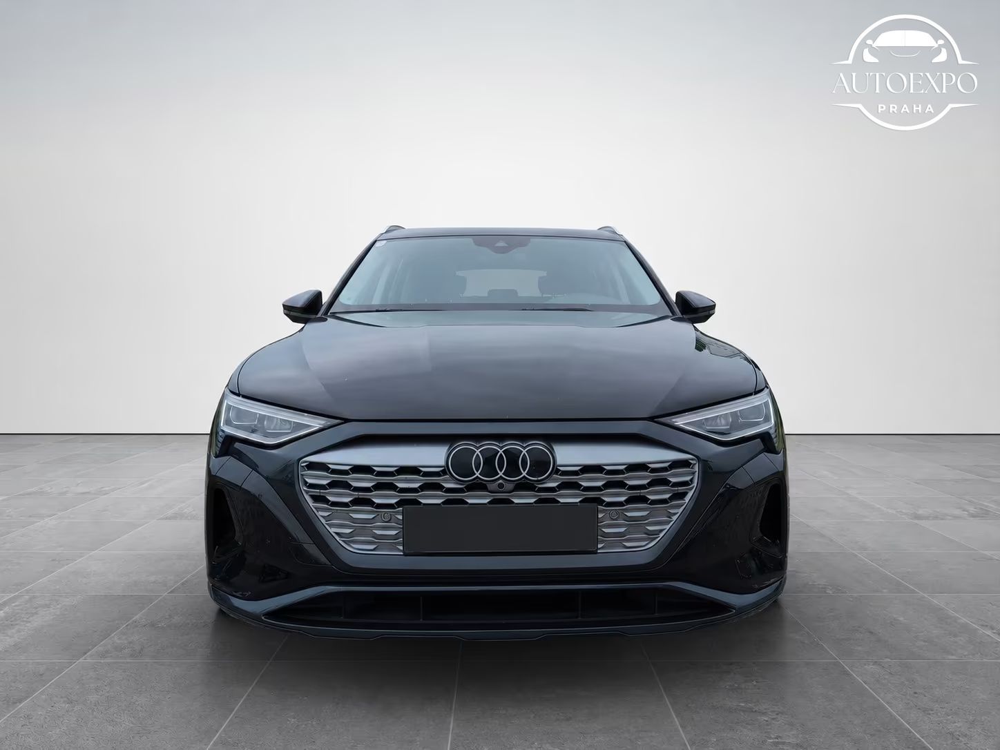 Audi Q8, e-tron 50 quattro advanced - fotka 4