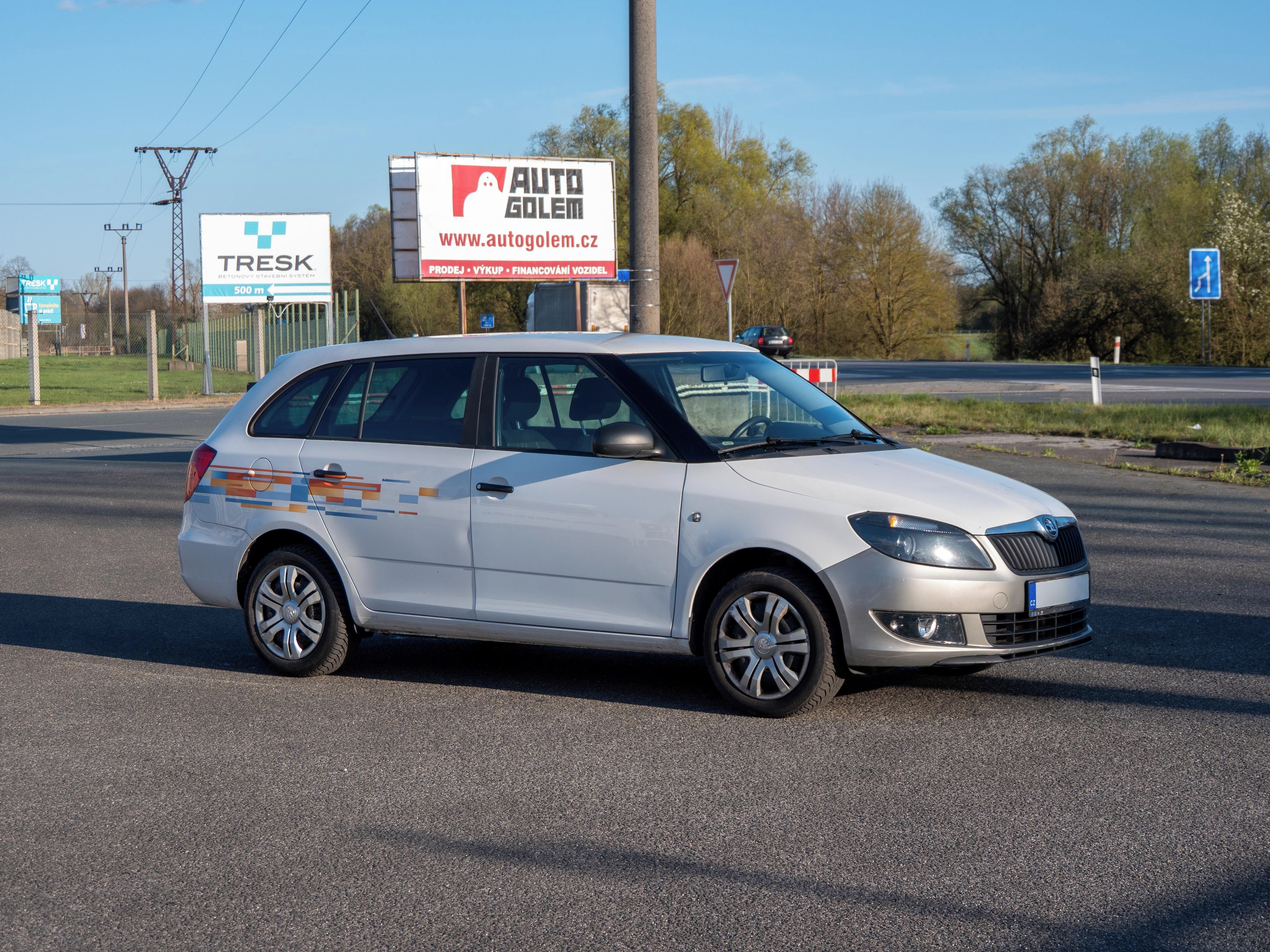 Škoda Fabia, 1.4 63kW - pečlivě udržováno - fotka 5