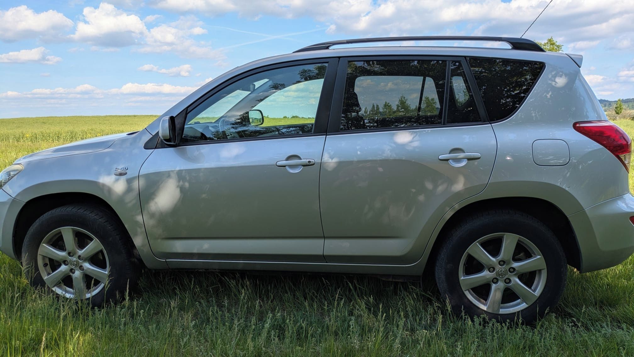 Toyota Rav4, nová STK, tažné zařízení - fotka 5