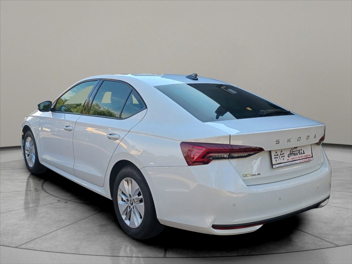 Škoda Octavia, 1,5 TSI Výhřané př. okno Tažné - fotka 5