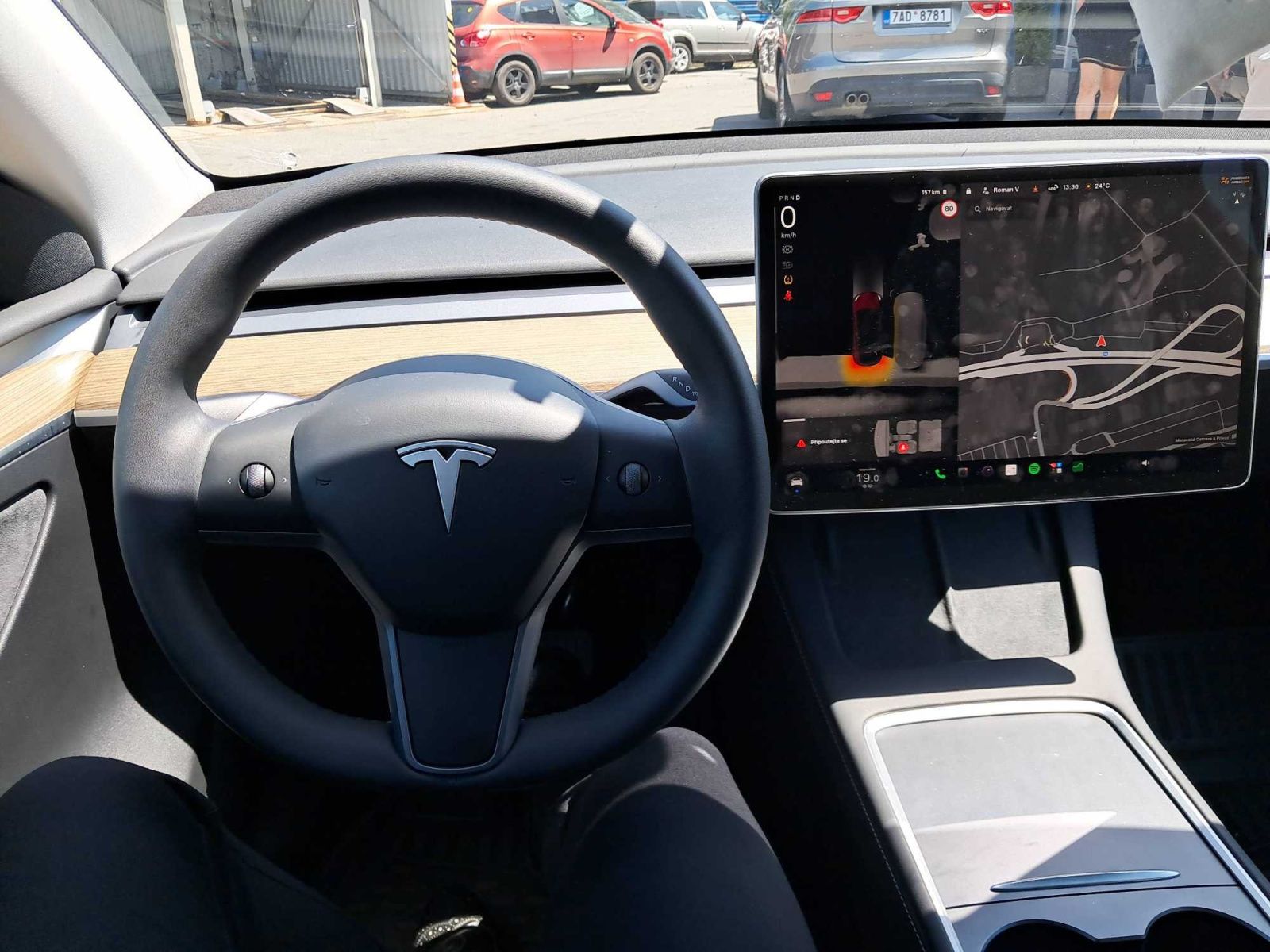 Tesla Model Y, Long Range AWD 79kWh, SoH 94% - fotka 3