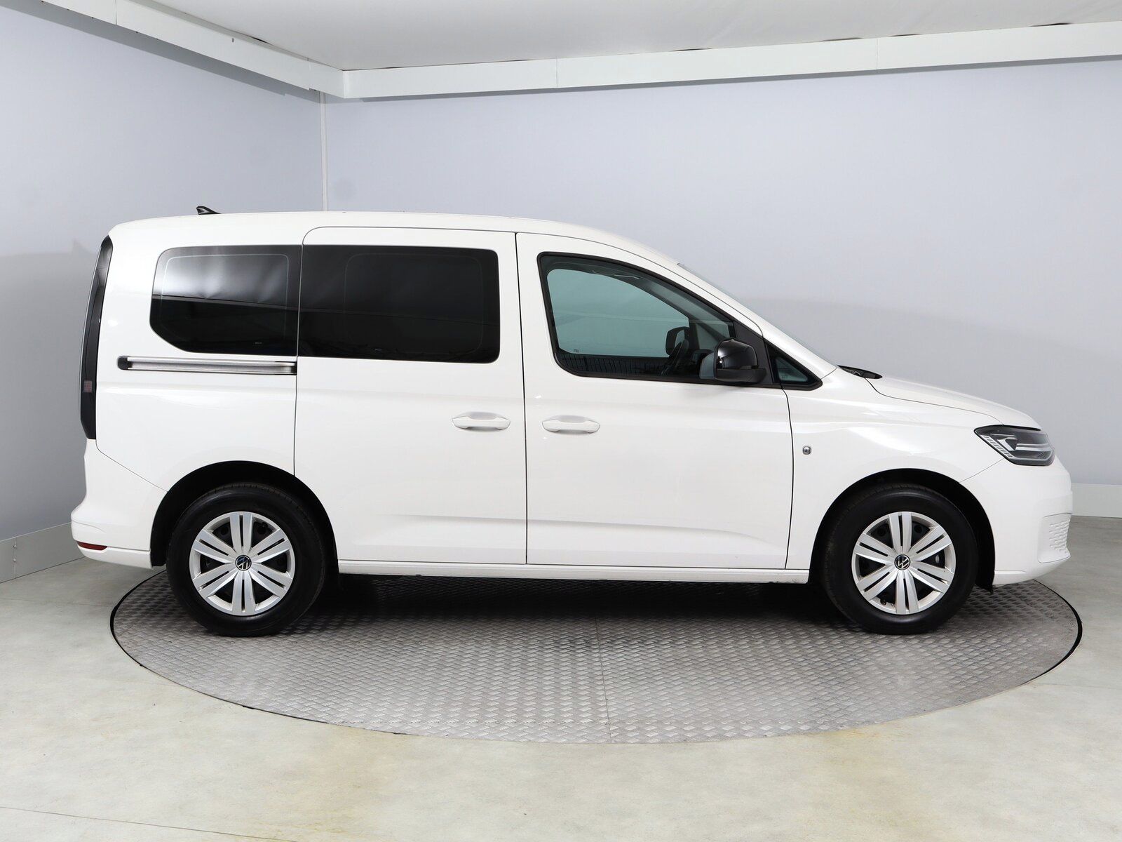 Volkswagen Caddy, 1.5 TSI, 7 míst, FullLED - fotka 6