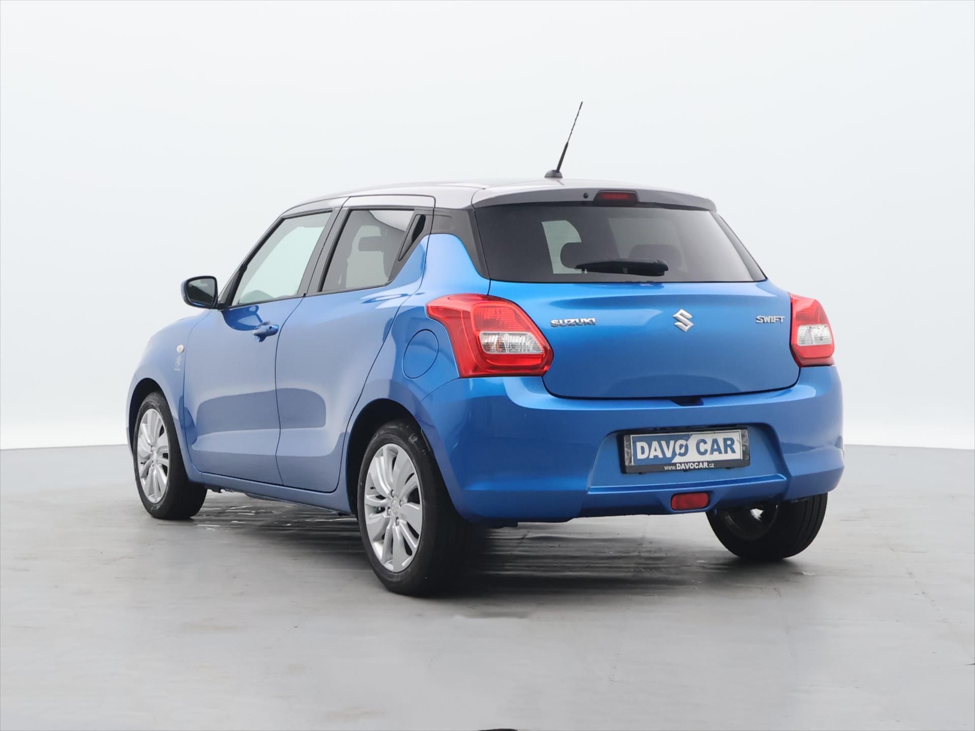 Suzuki Swift, 1,2 DualJet Comfort LED - fotka 5