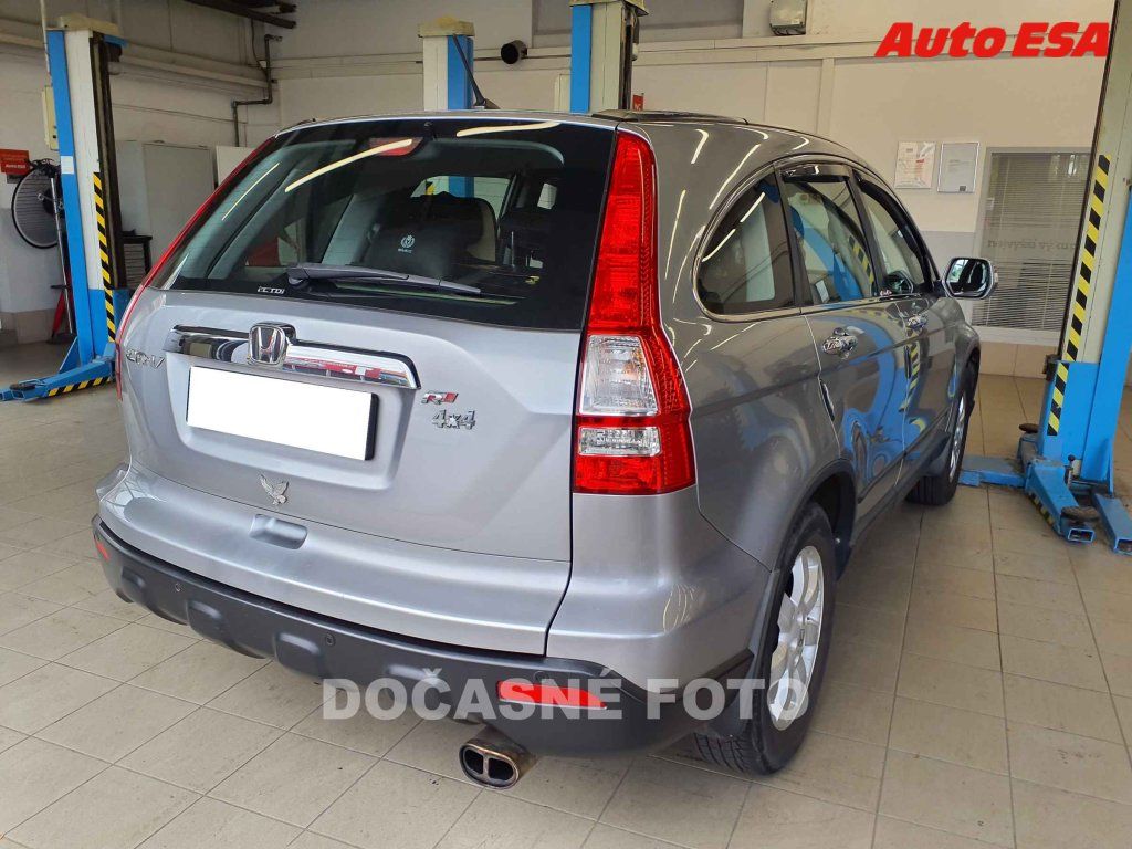 Honda CR-V, 2.2 CTDi,ČR - fotka 2