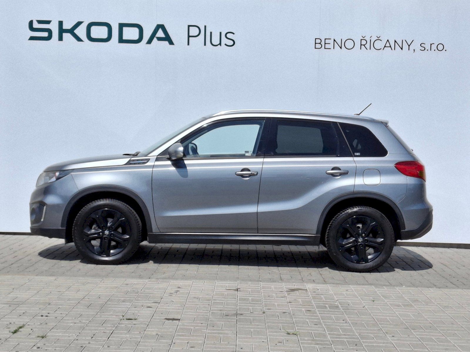 Suzuki Vitara, Automat 4x4 1,4i 103kW - fotka 3