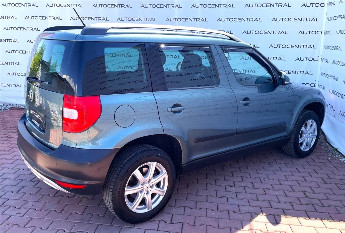Škoda Yeti, 1,4 TSi,90kW,STK 8/28,po serv. - fotka 4