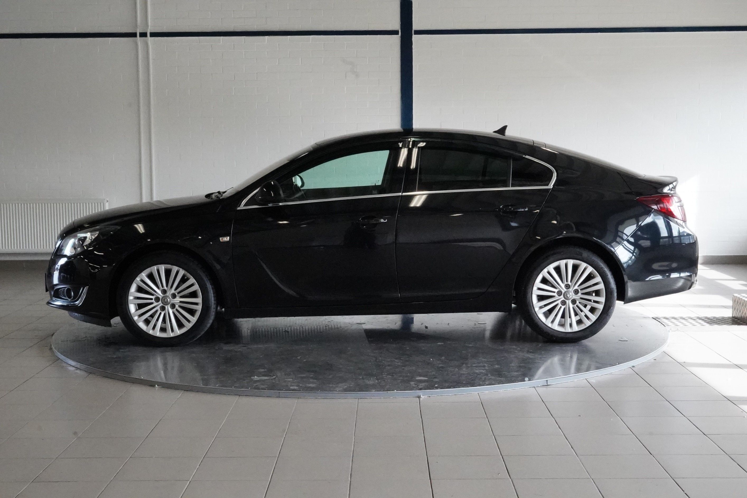 Opel Insignia, 2.0 CDTi 125kW - fotka 3