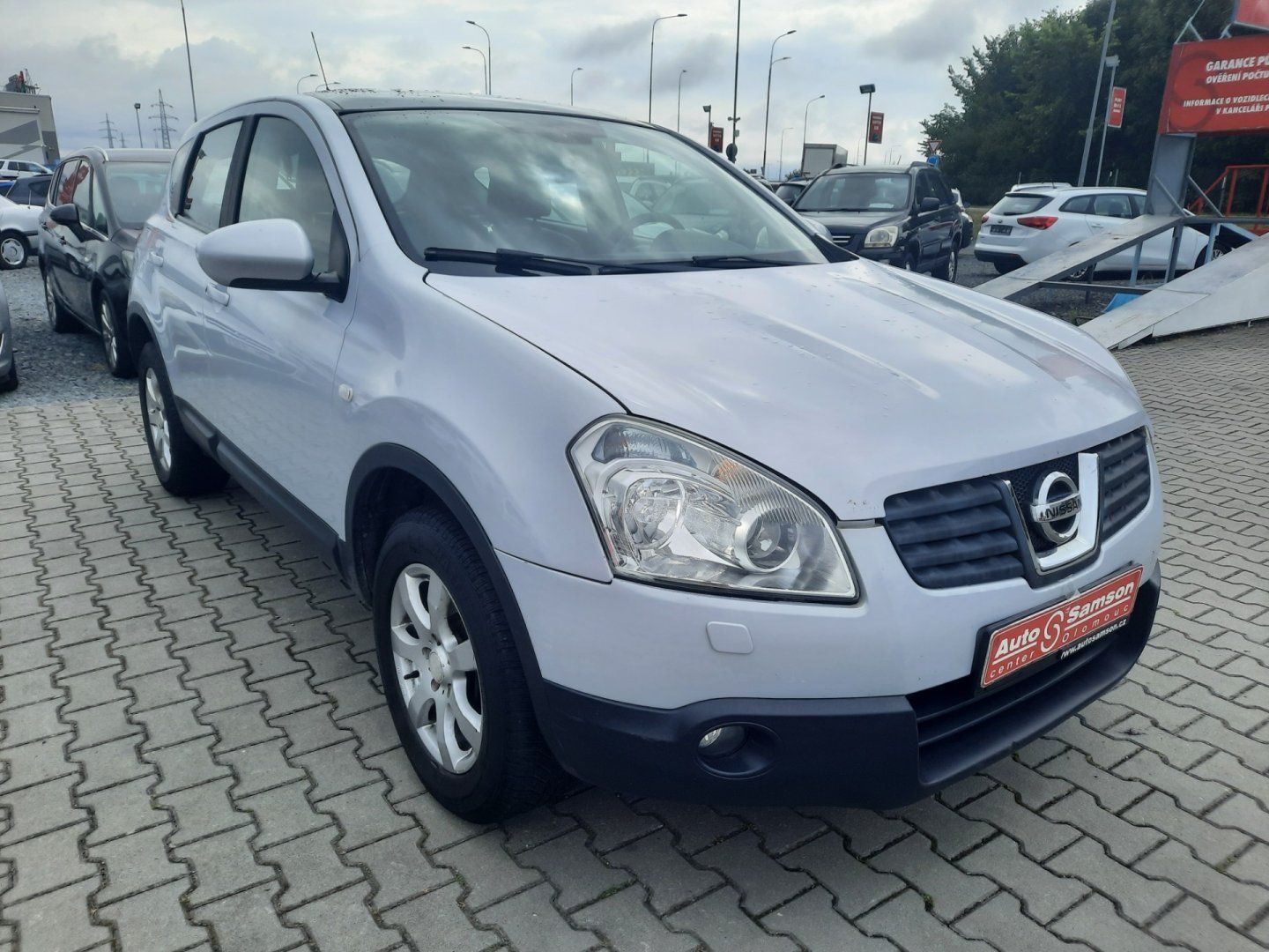 Nissan Qashqai, 1.6i *104kW*KLIMA* - fotka 3