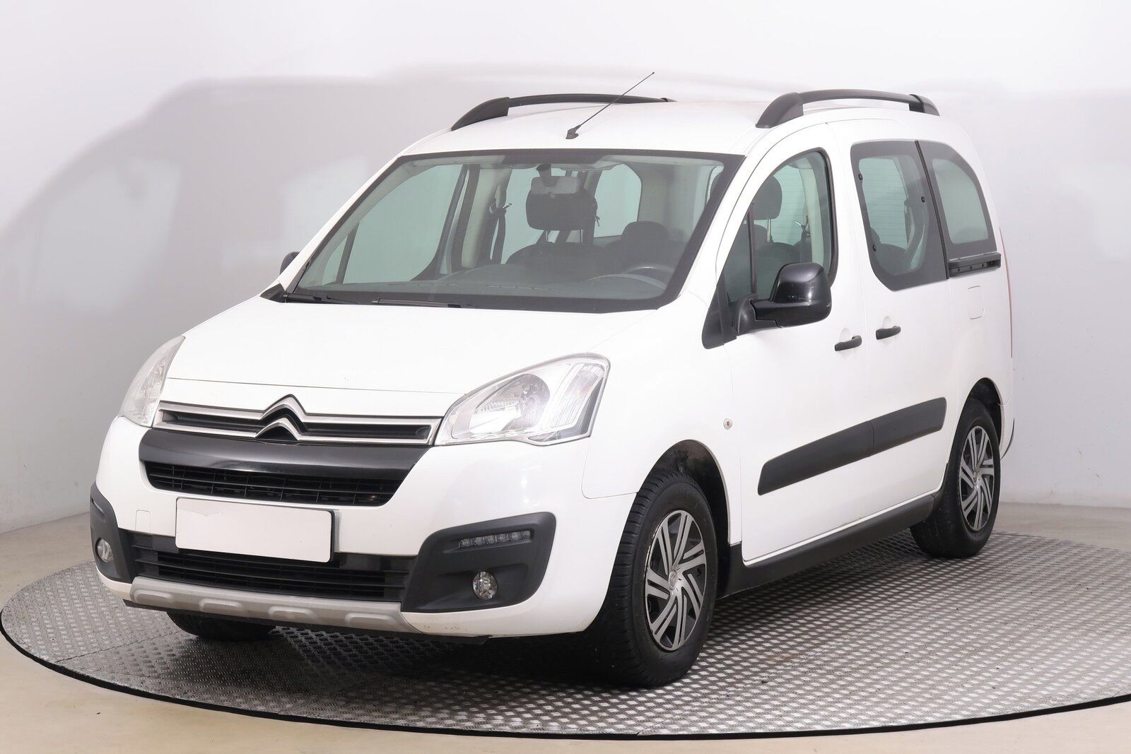 Citroën Berlingo, 1.6 BlueHDi, XTR, 5Míst, Klima - fotka 2