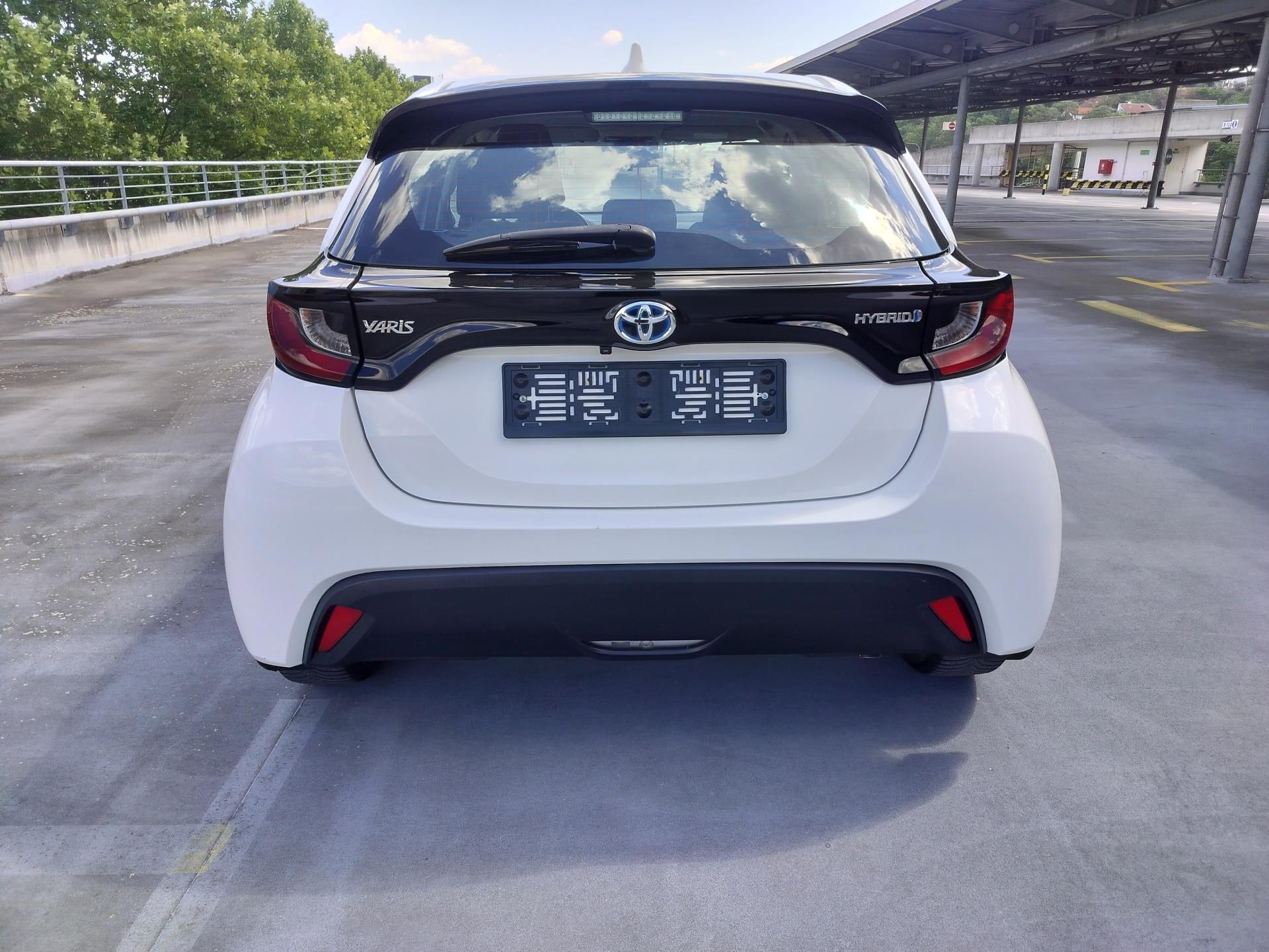 Toyota Yaris, 1.5 Hybrid - fotka 6