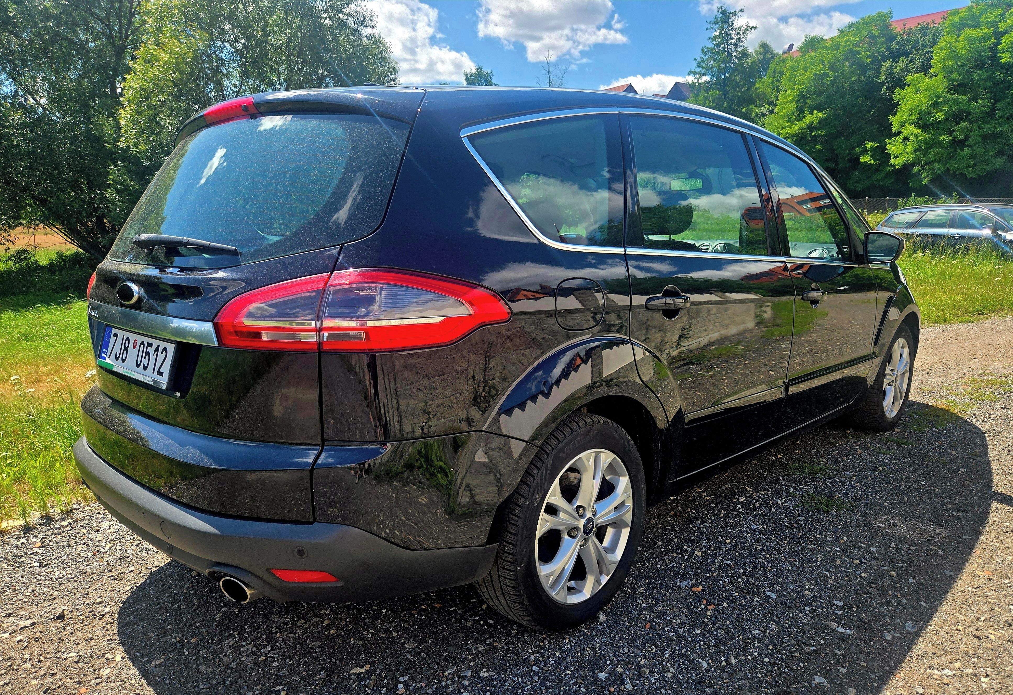 Ford S-MAX - fotka 2