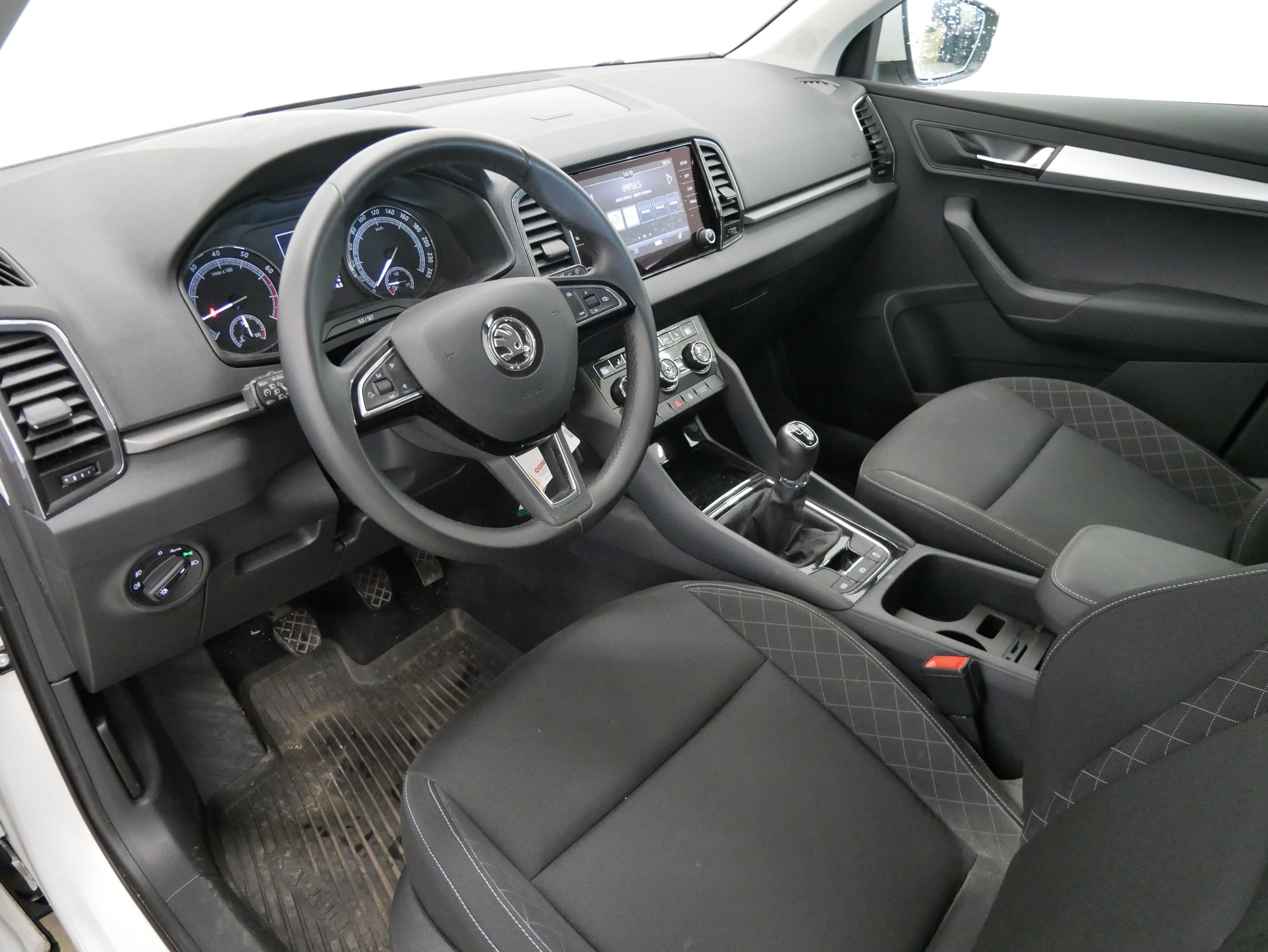 Škoda Karoq, 1.0 TSI Ambition - fotka 5