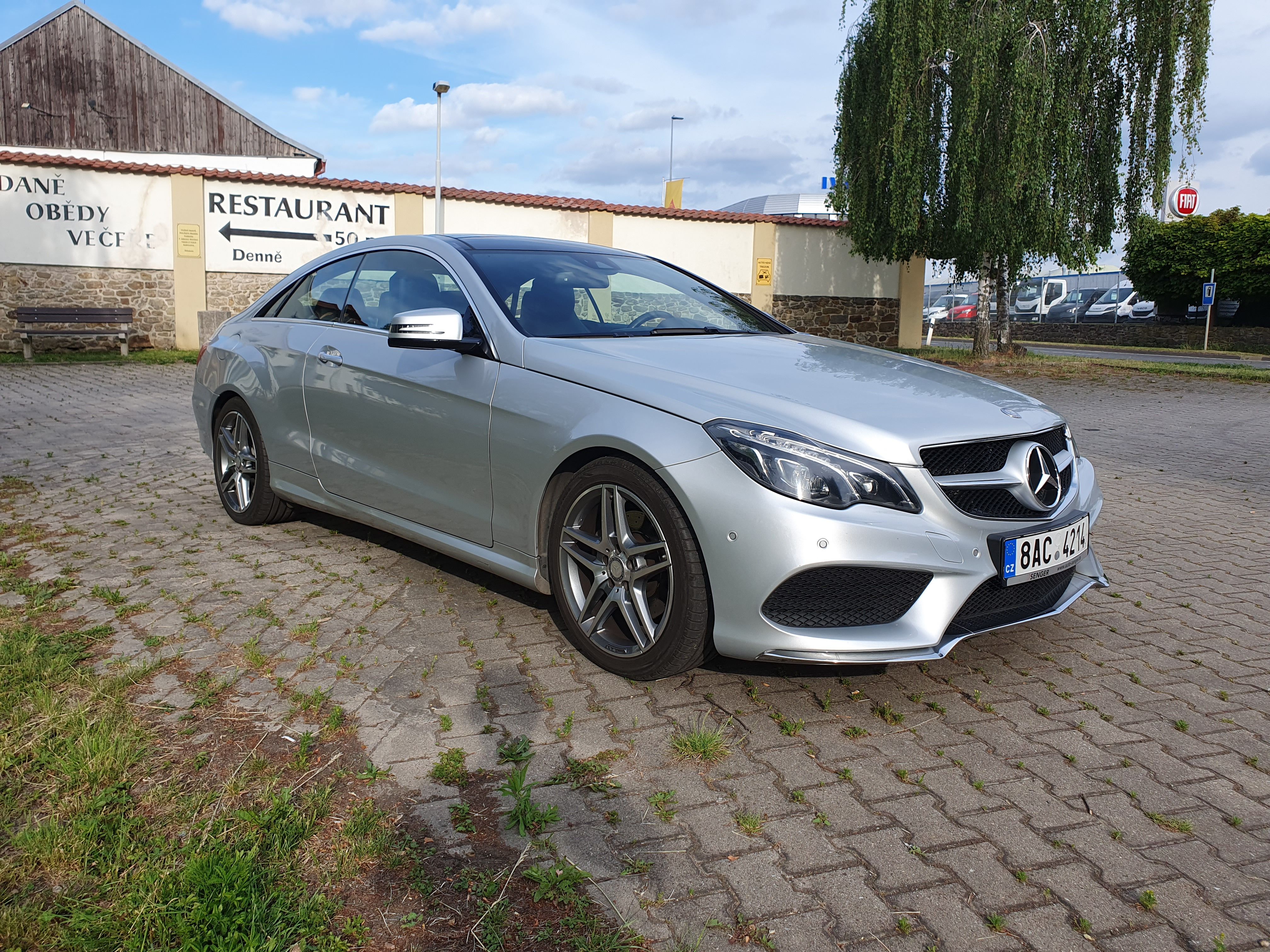 Mercedes-Benz Třídy E, E 350 Kupé AMG Paket - fotka 5