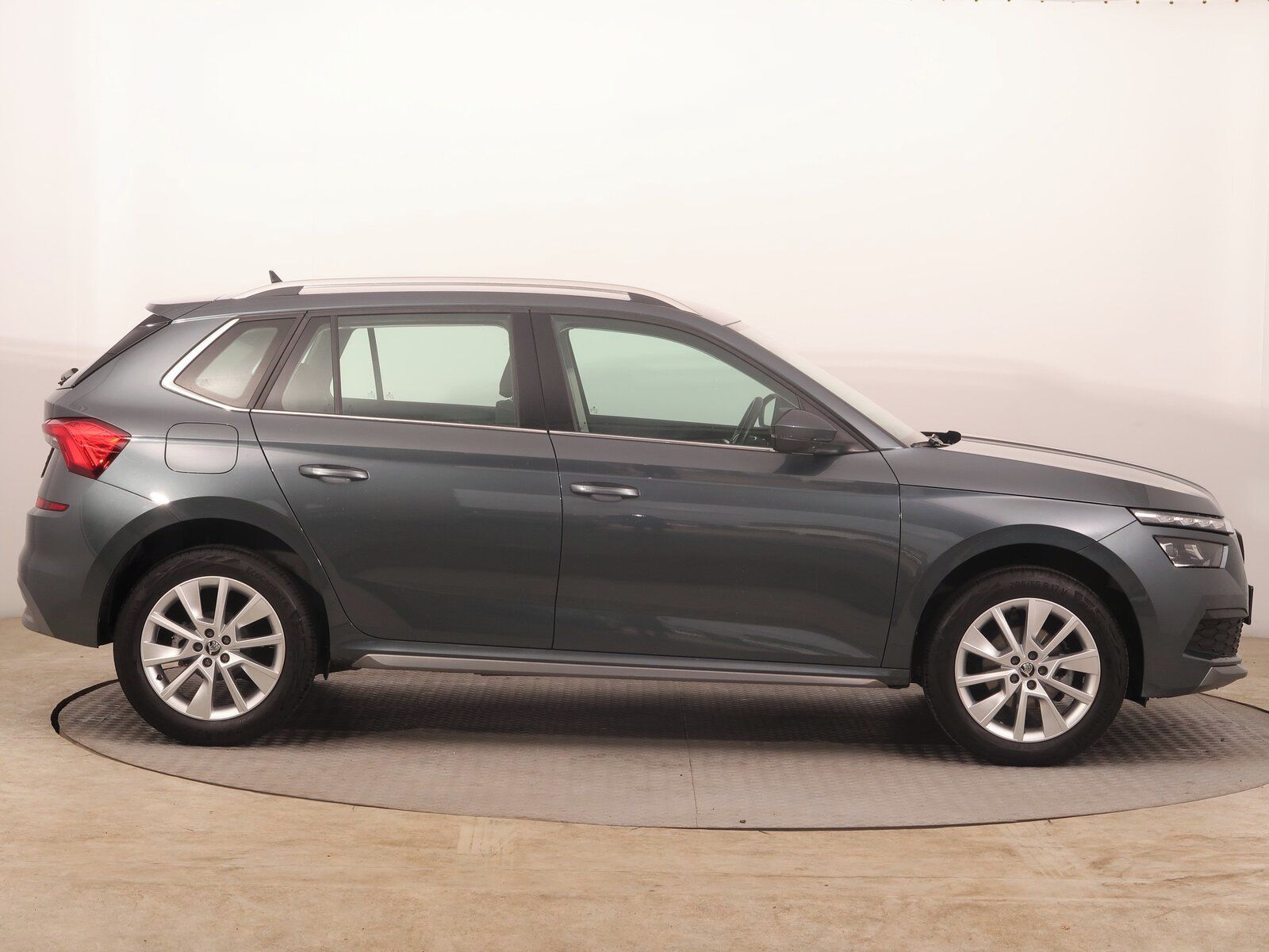 Škoda Kamiq, 1.5 TSI, ČR,1.maj, Serv.kniha - fotka 6