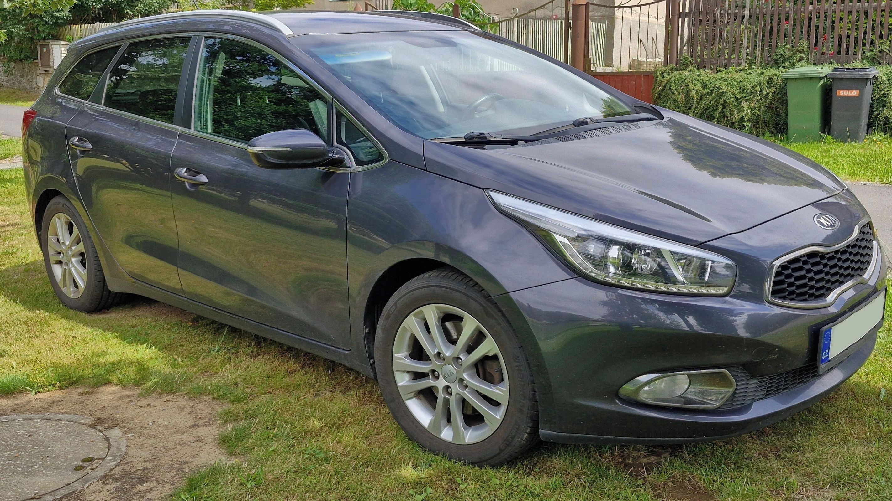 Kia Cee´d SW, 1.6 CRDi,1.maj.,ČR, nebouráno - fotka 3