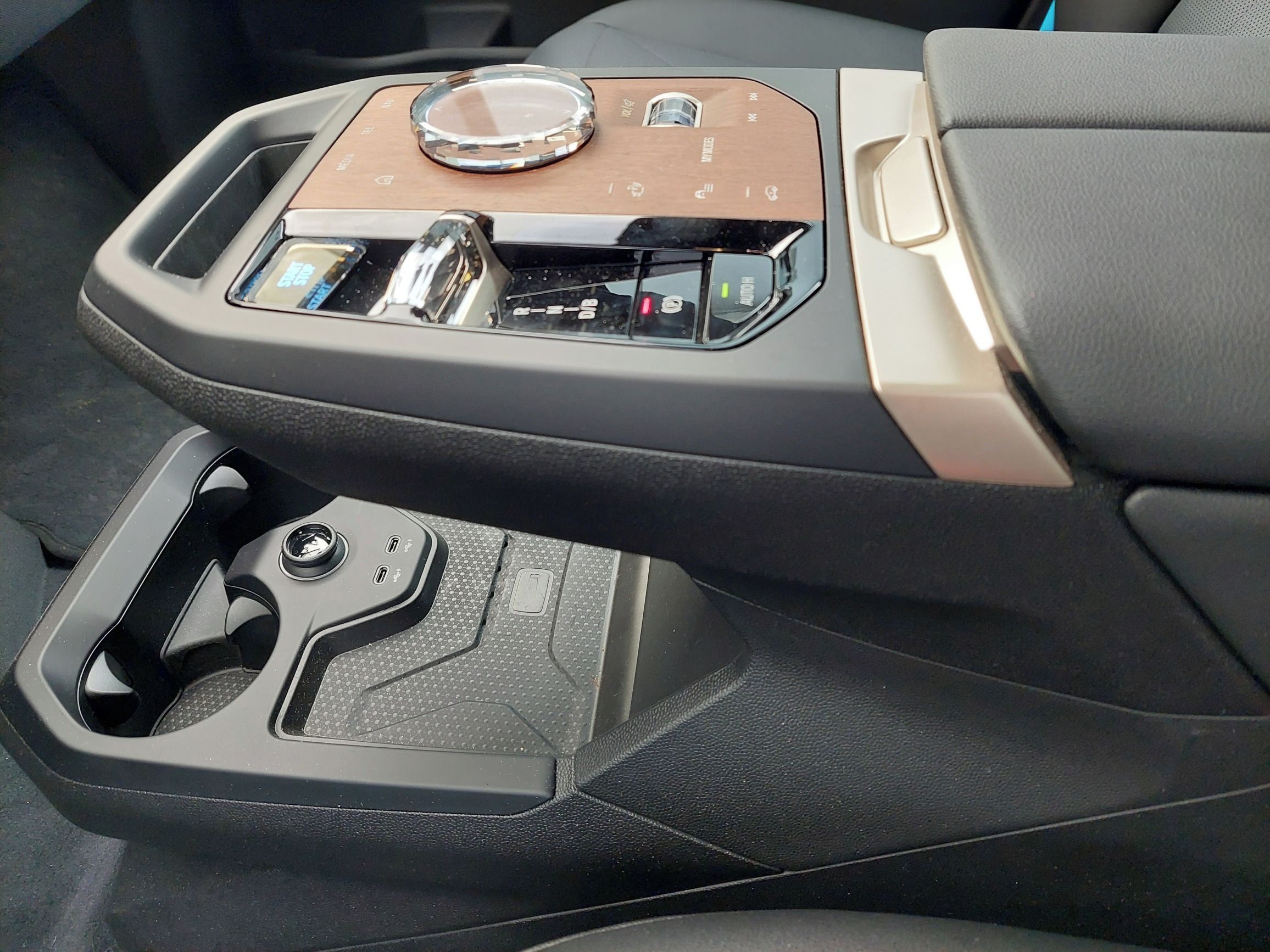 BMW iX - fotka 5
