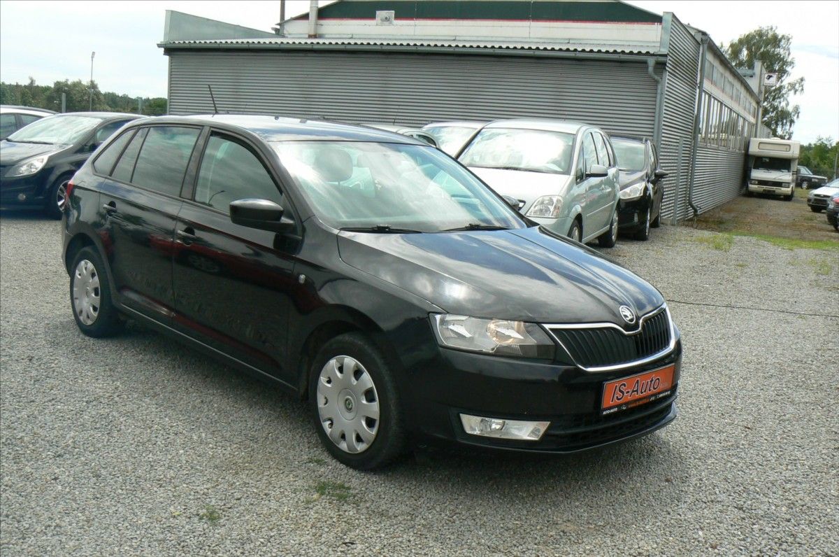Škoda Rapid, 1,6 TDi - fotka 2