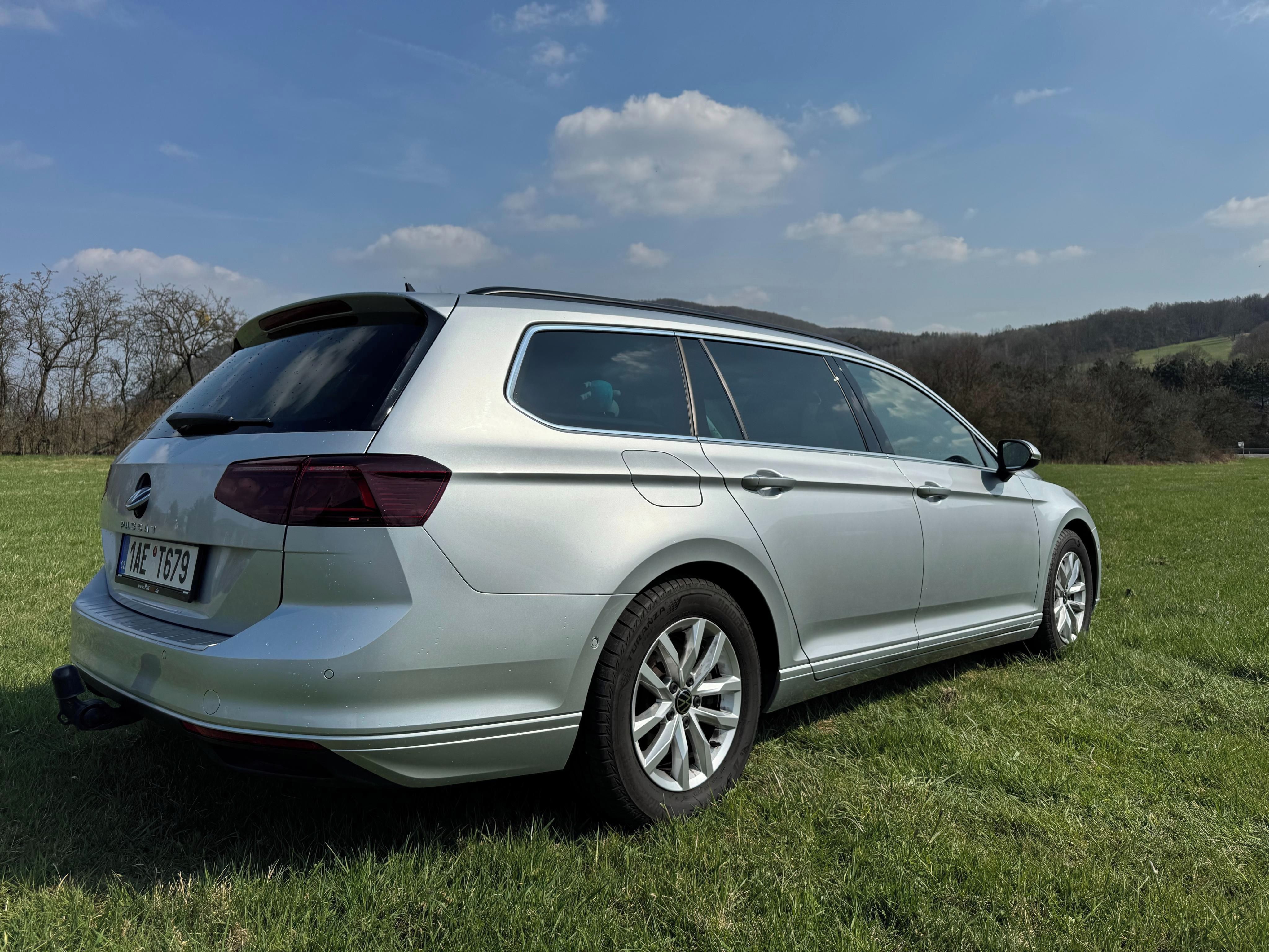 Volkswagen Passat, VW Passat 2021,2.0TDi, 110kw - fotka 3