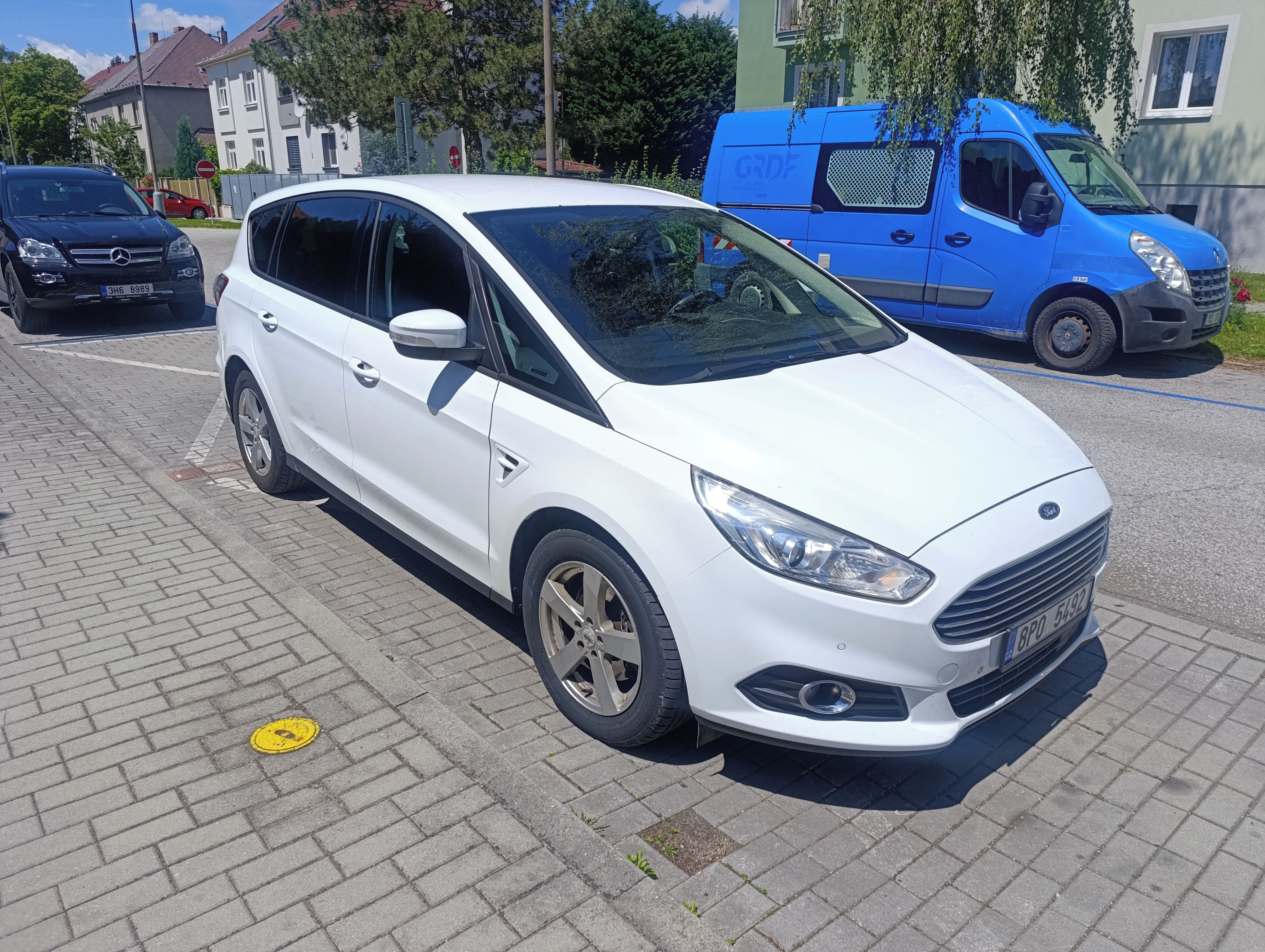 Ford S-MAX, 2.0 TDCi, 7 míst, nová STK