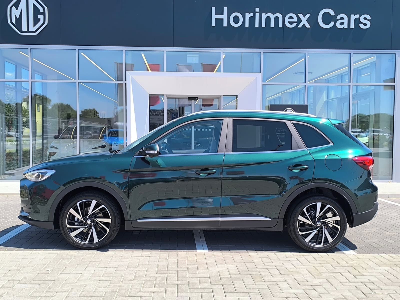 MG ZS, ZS HEV EXCLUSIVE EMERALD GREEN - fotka 2