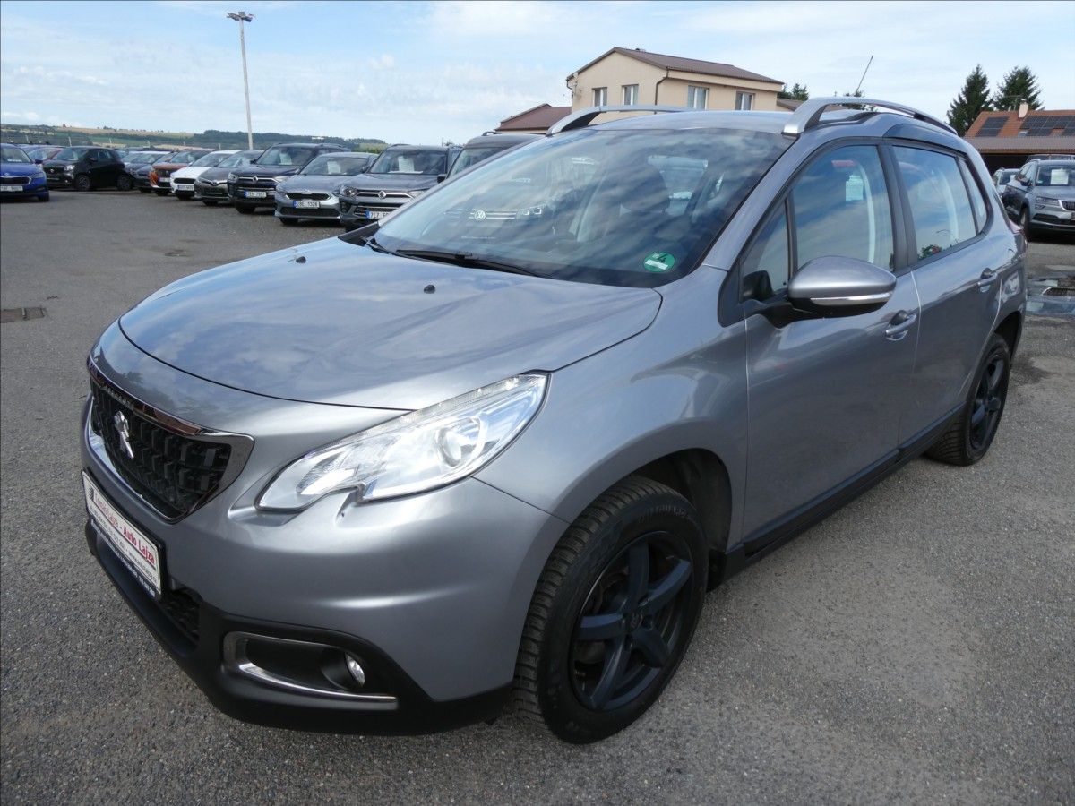 Peugeot 2008, 1,2 i 81kW NAVI,závěs,serviska - fotka 3