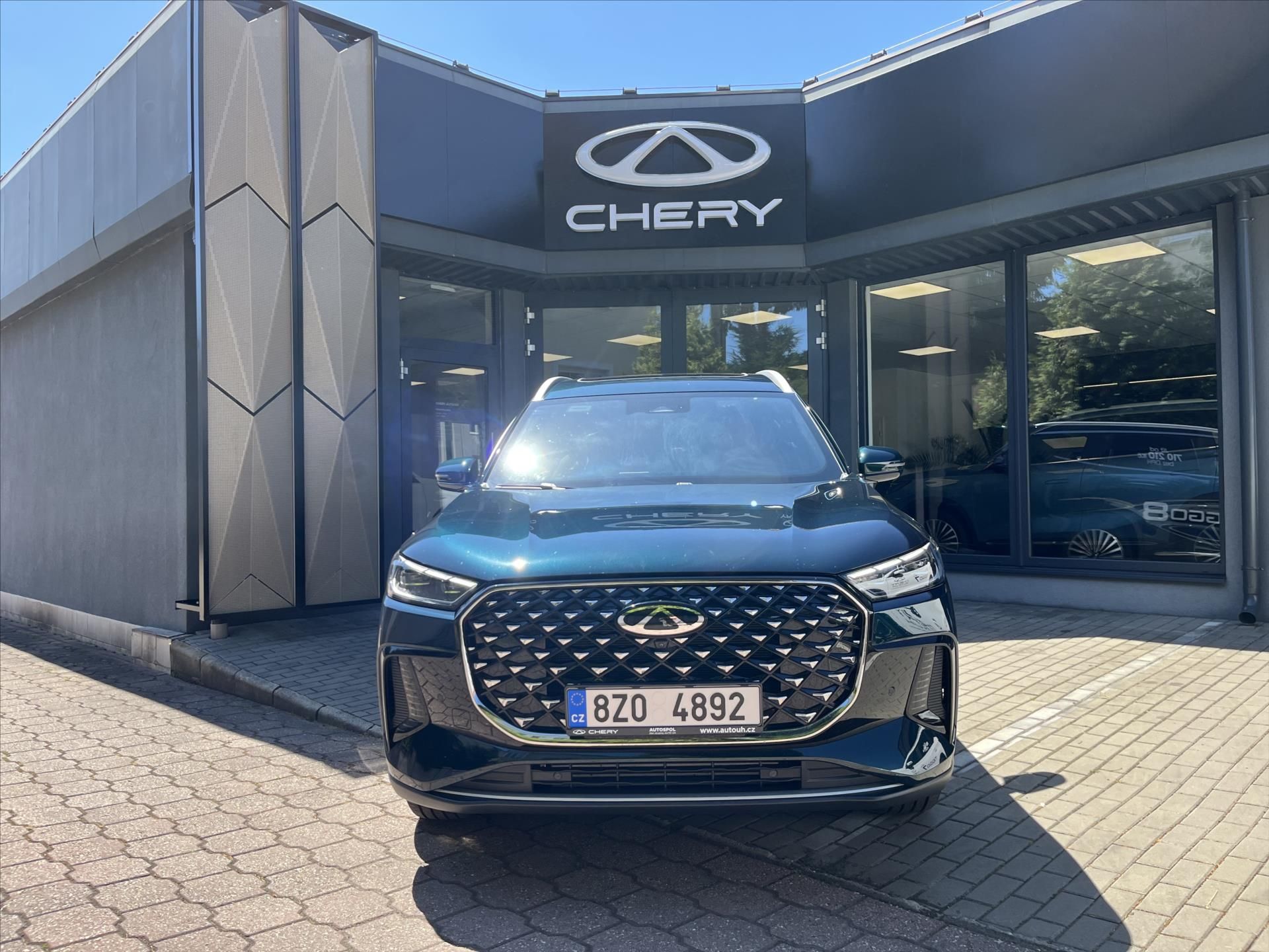 Chery Tiggo 8, 1,6   ICE UNIQUE - fotka 2