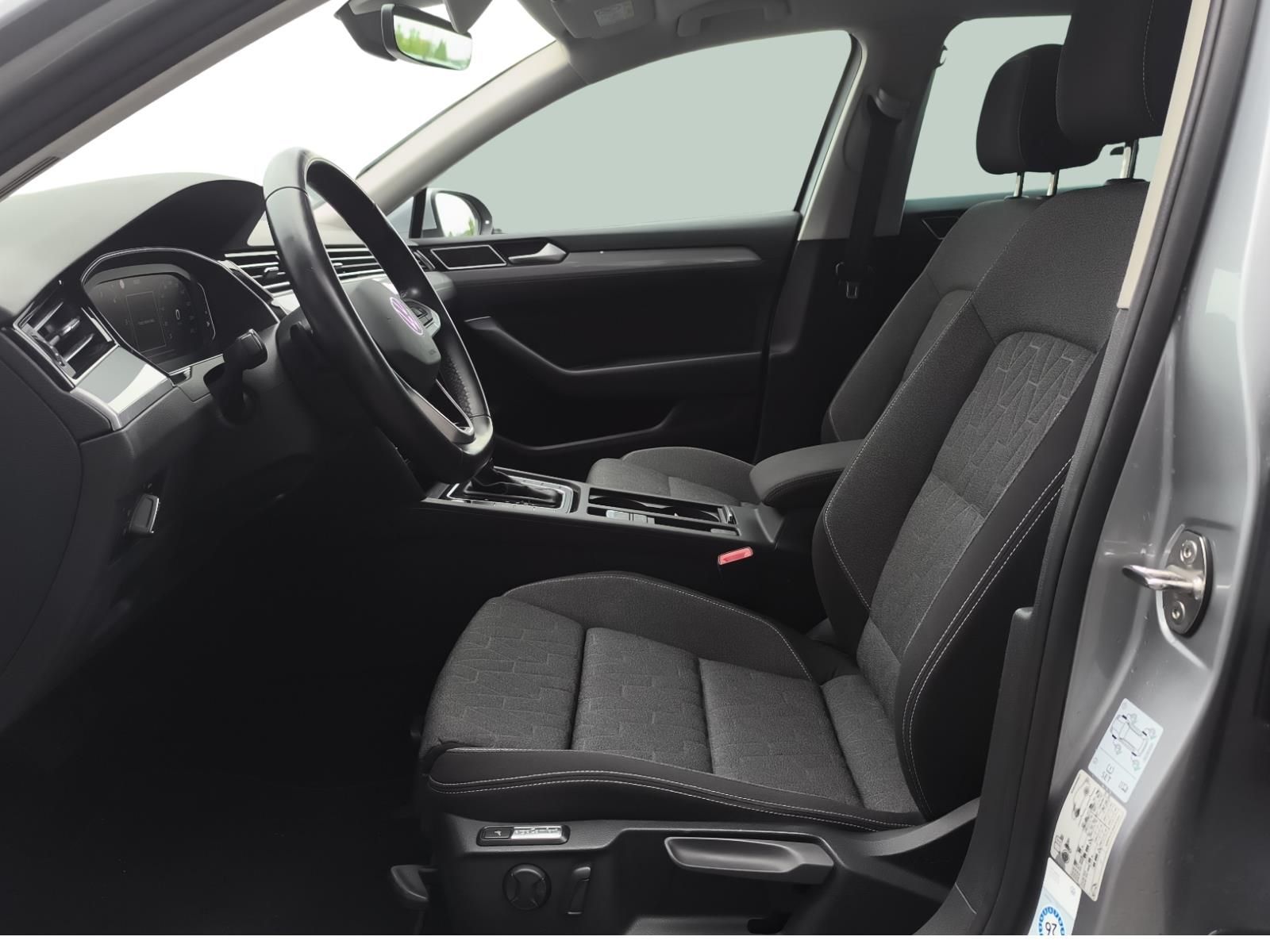 Volkswagen Passat, 2.0TDi DSG  Business Premium - fotka 6