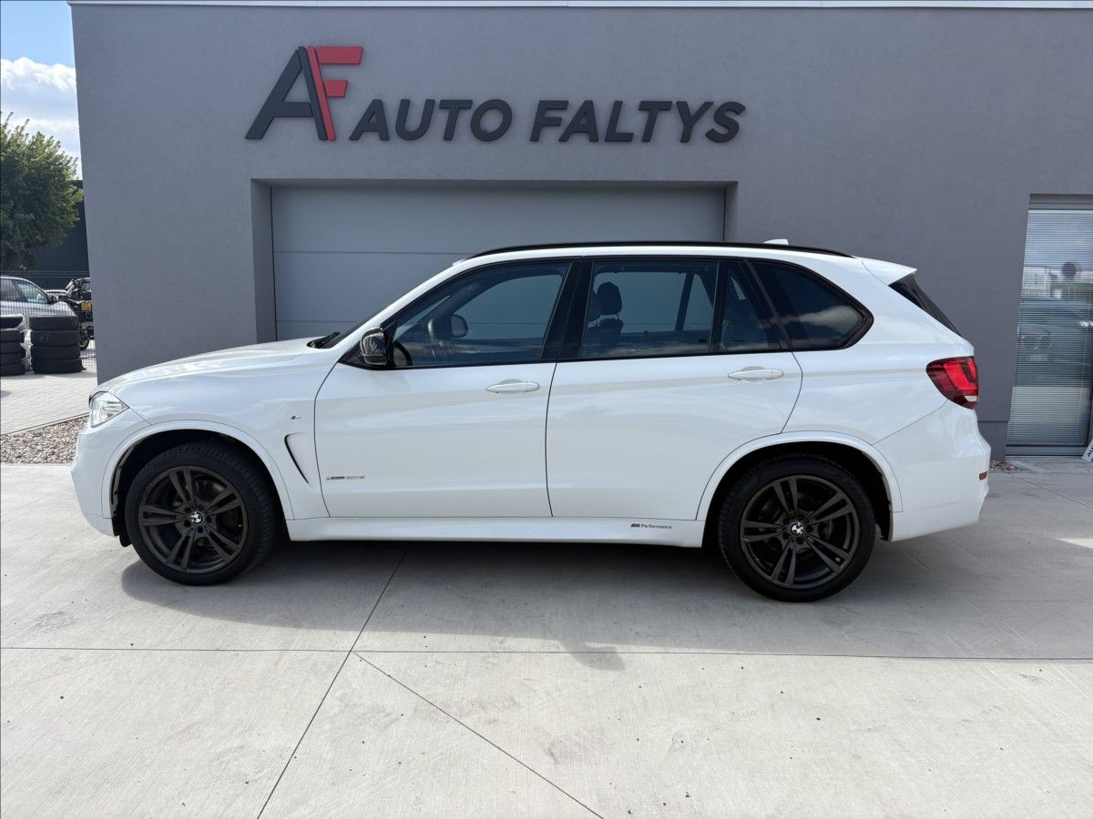 BMW X5, M paket X DRIVE 3,0 D - fotka 4
