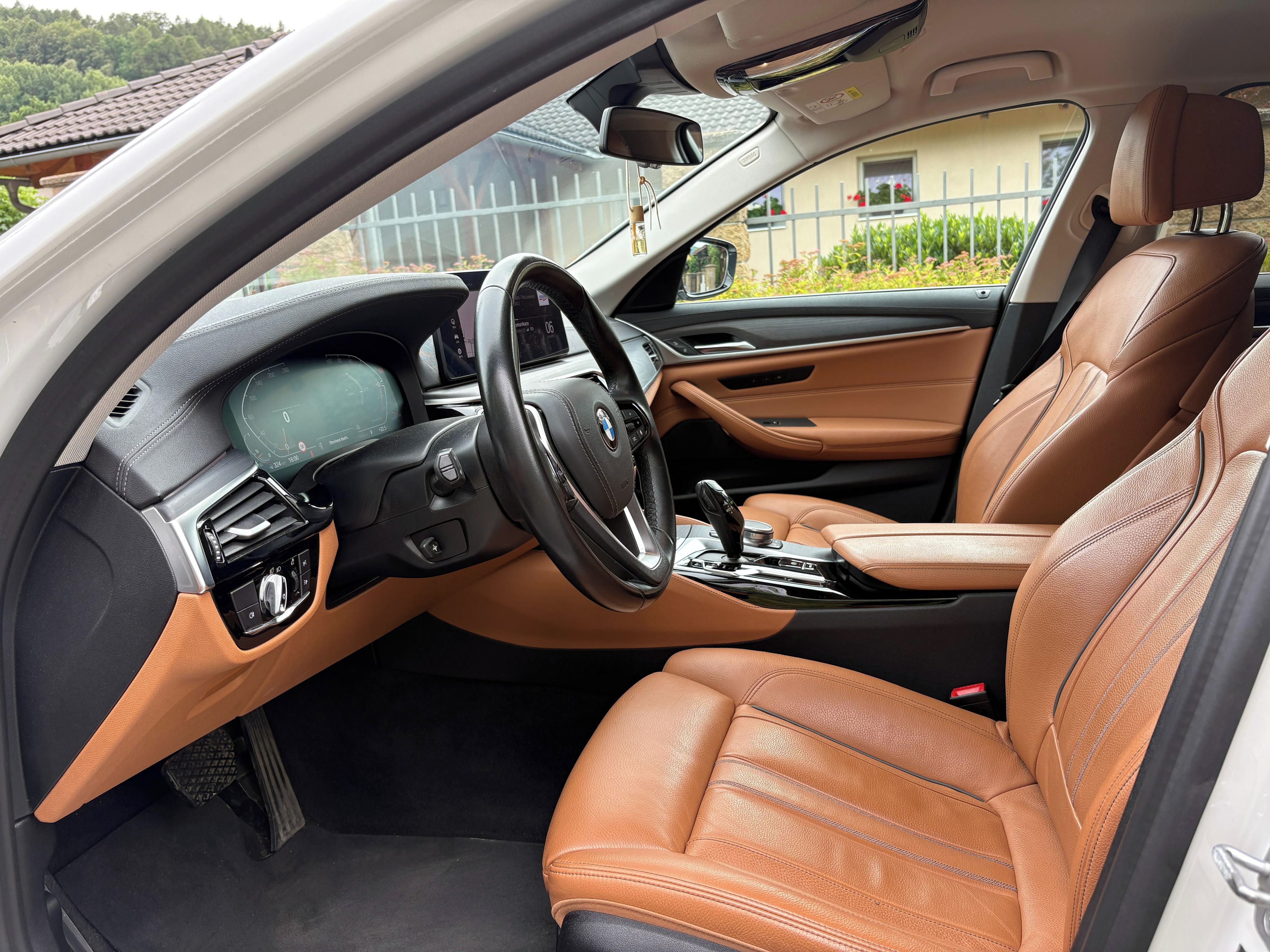 BMW Řada 5, BMW 530 XDRIVE, 210 kW - fotka 5