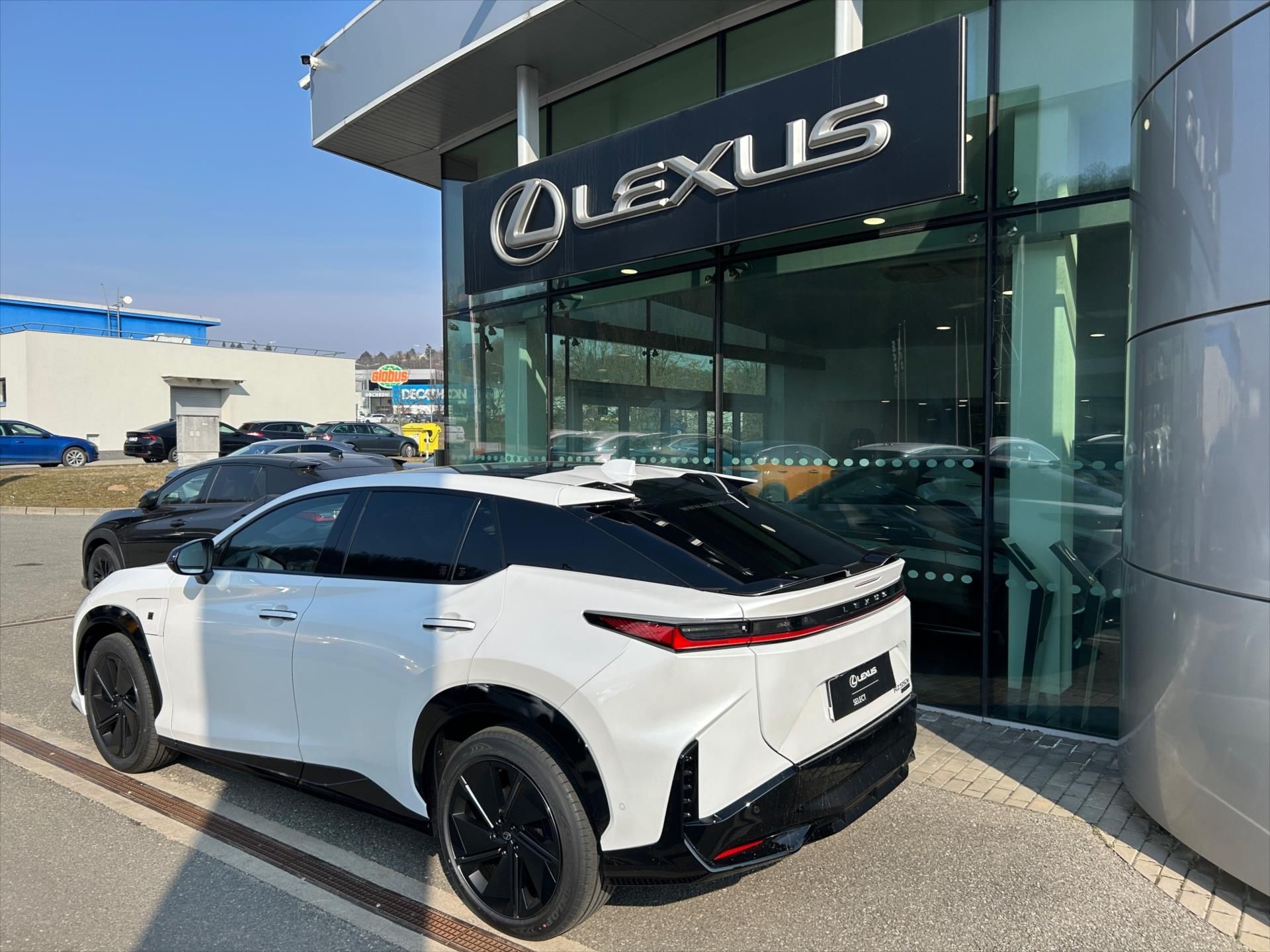 Lexus, RZ 550e F Sport Top - fotka 5