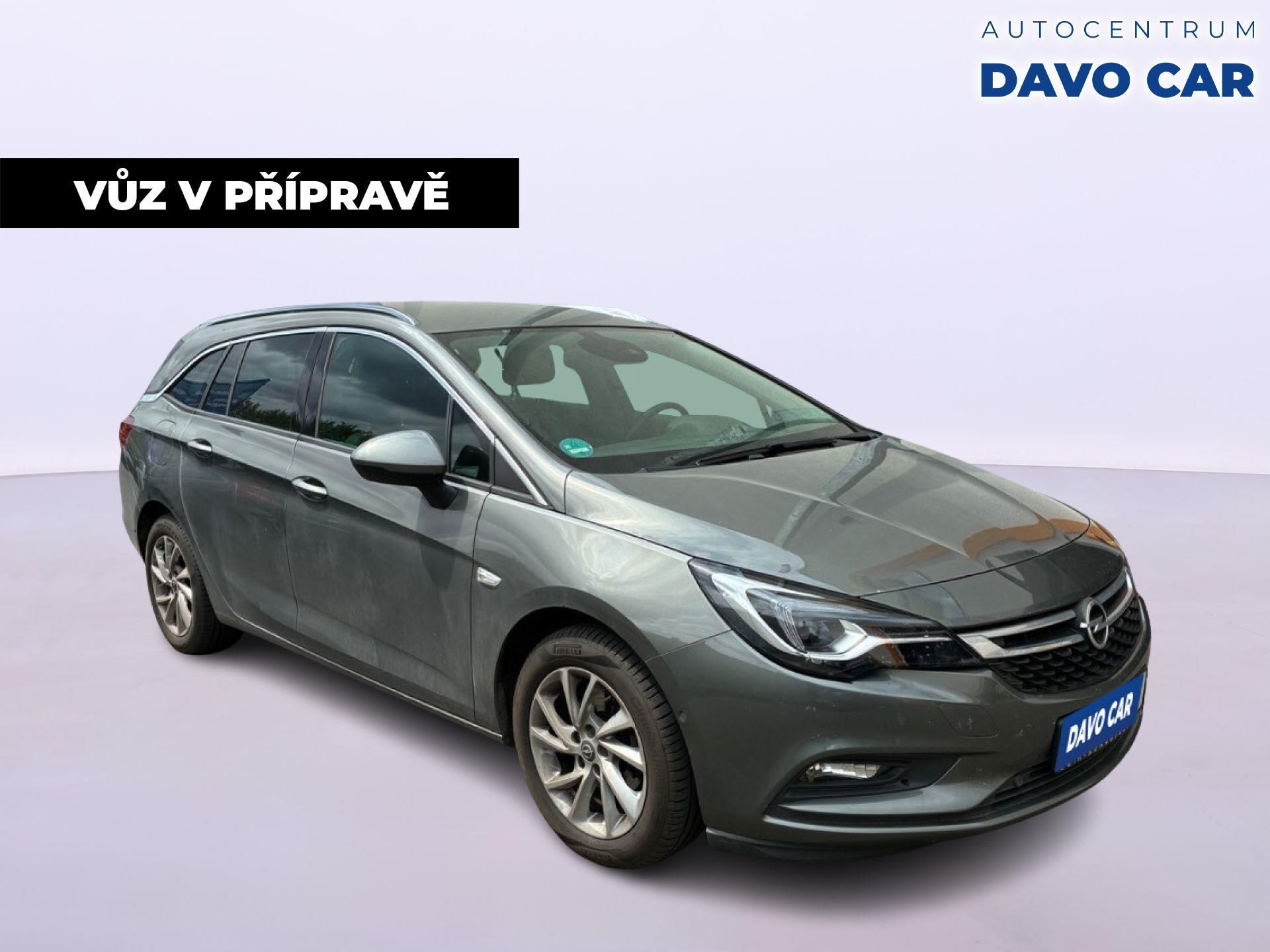 Opel Astra, 1,4 T 92 KW Servis. Kniha Aut. - fotka 2