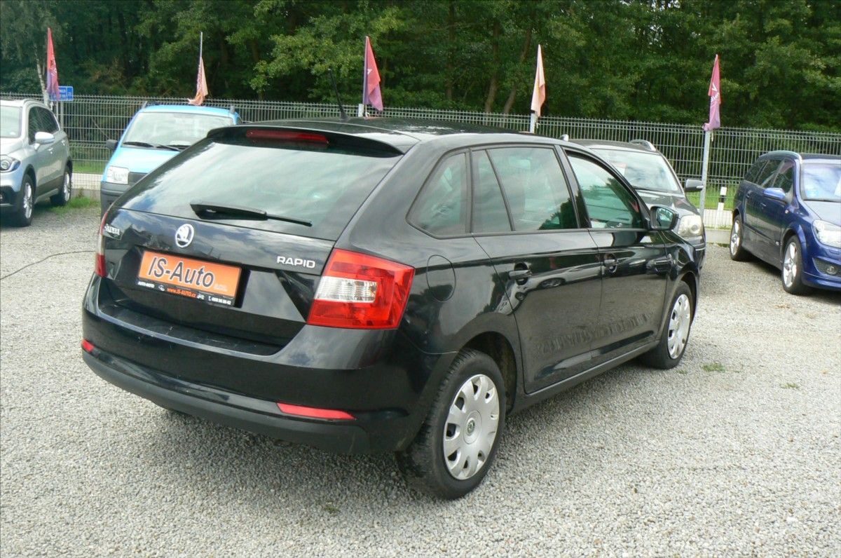Škoda Rapid, 1,6 TDi - fotka 4