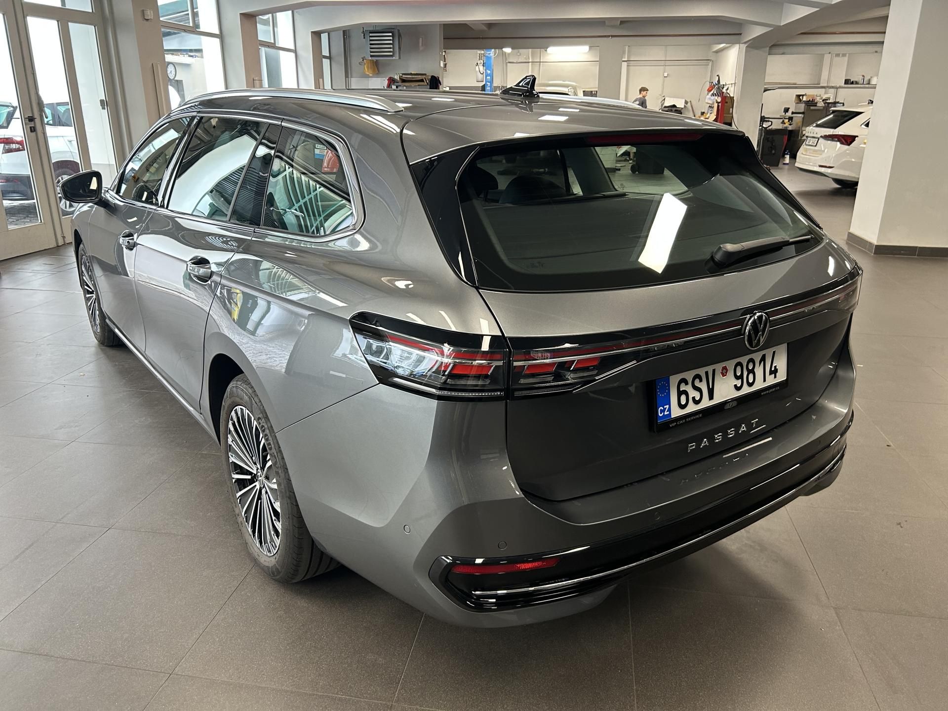Volkswagen Passat, 2.0TDi DSG ELEGANCE LED 110kW - fotka 3