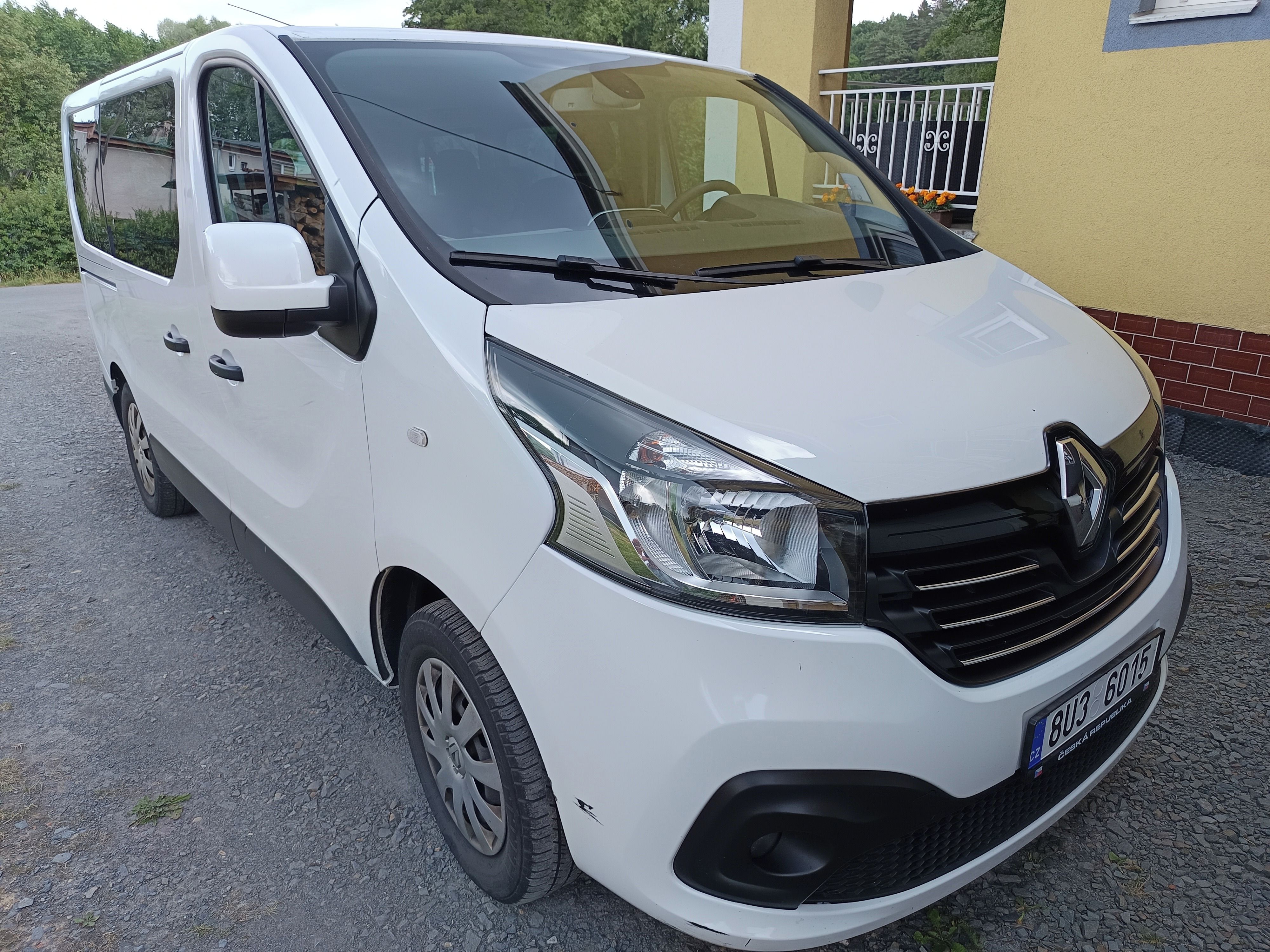 Renault Trafic, Renault Trafic 1,6 dCi, 8 míst