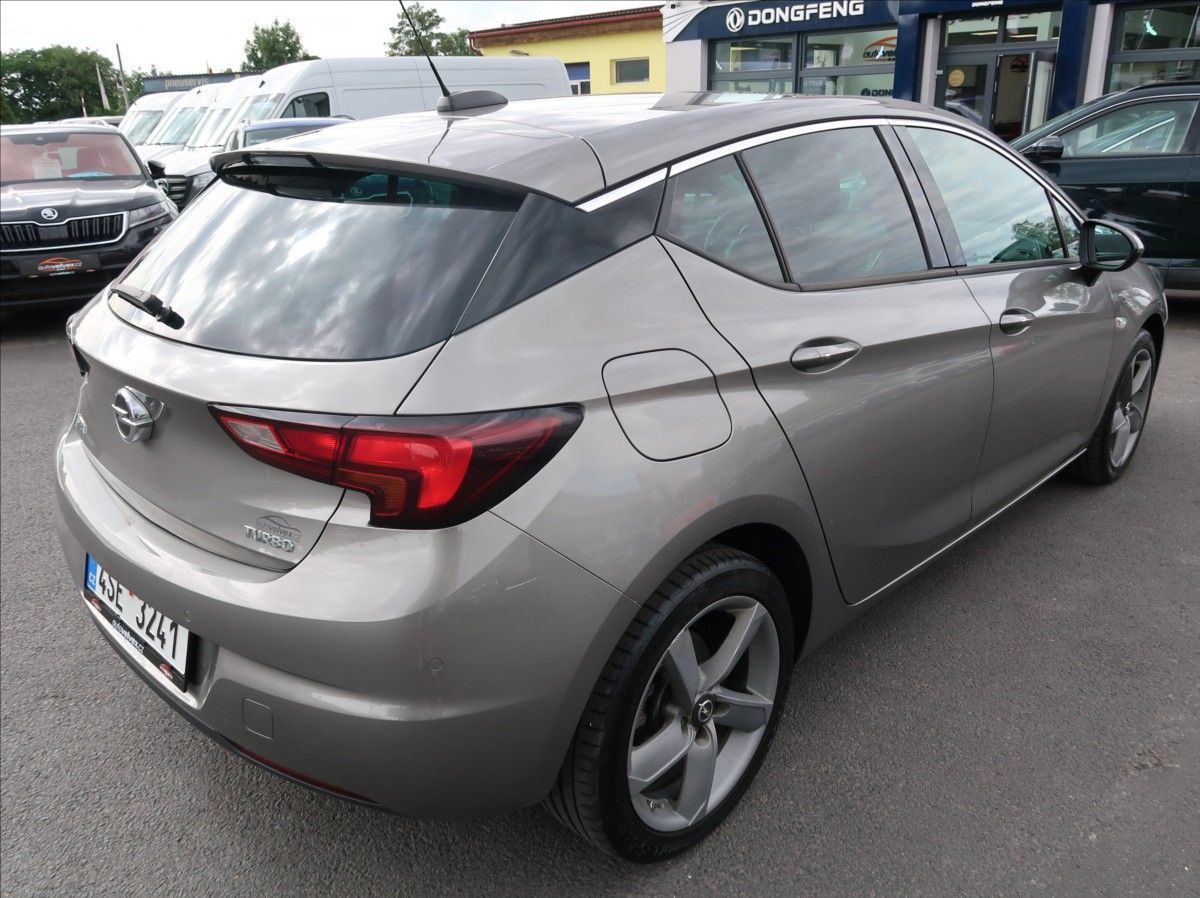 Opel Astra, 1,4 Turbo,92kW,NovéČR,Serv.kn. - fotka 3