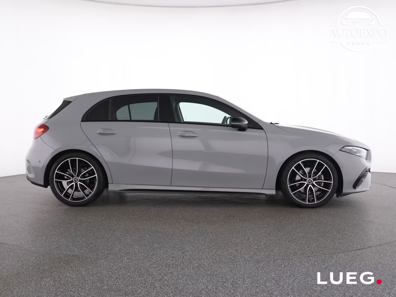 Mercedes-Benz Třídy A, 200d AMG*PANORAMA - fotka 4