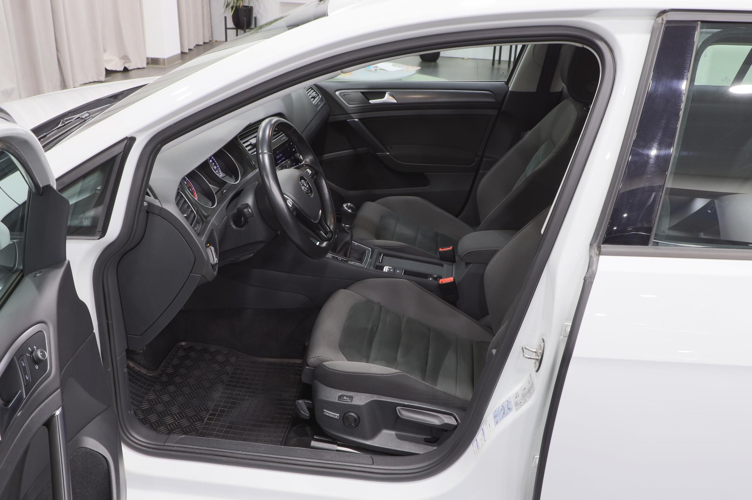 Volkswagen Golf Variant, Comfortline 1.5 TSI 96kW - fotka 5