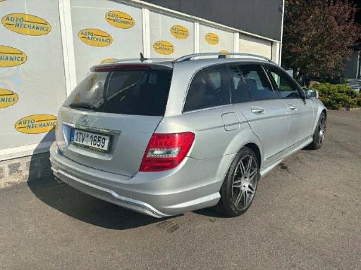 Mercedes-Benz Třídy C, 2.2  C250 CDI 4MATIC, w204 4X4 - fotka 4