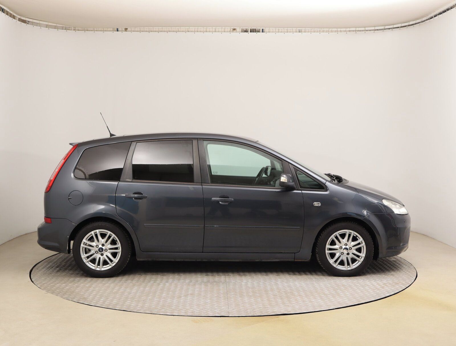 Ford C-MAX, 1.6 TDCi, Ghia - fotka 6