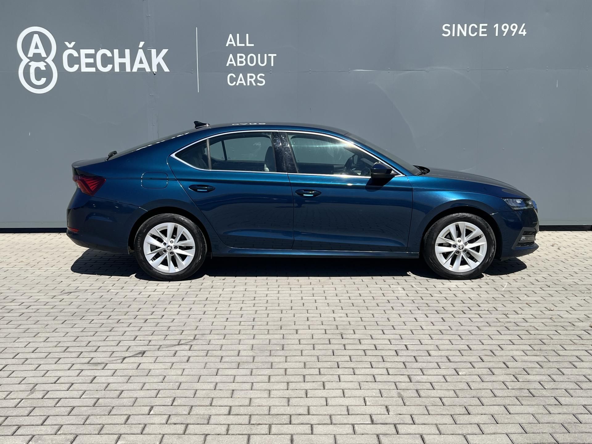 Škoda Octavia, STYLE 2,0 TDi 85kW DSG - fotka 4