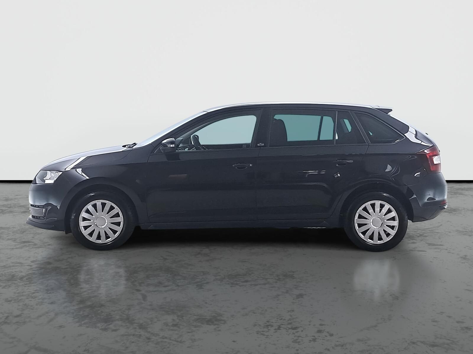 Škoda Rapid, 1.2 TSI, Spaceback, Xenony - fotka 3