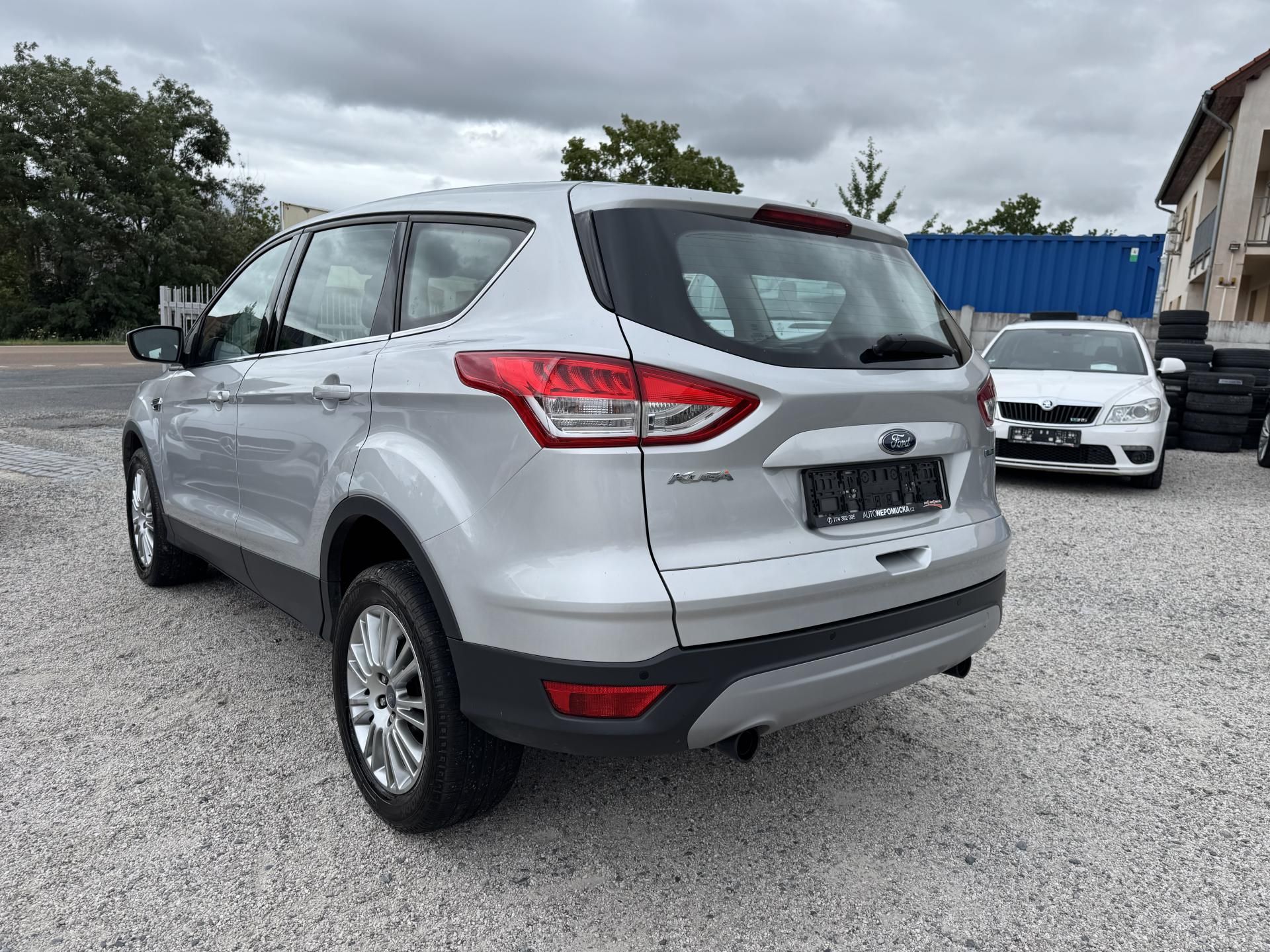 Ford Kuga, 1.6 134 kw, 4x4, Bohatá výbava - fotka 6