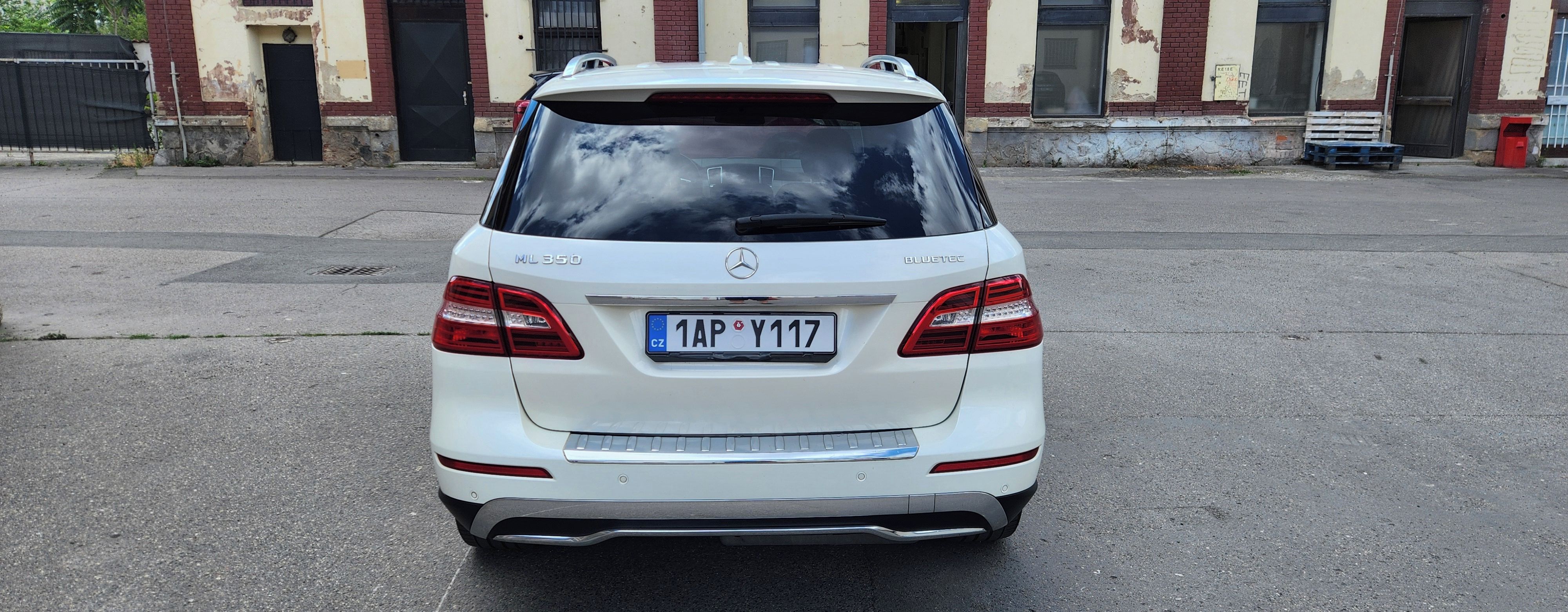 Mercedes-Benz ML, 350D*4M*20*TAŽNÉ*ADAPT*AISTENT - fotka 5