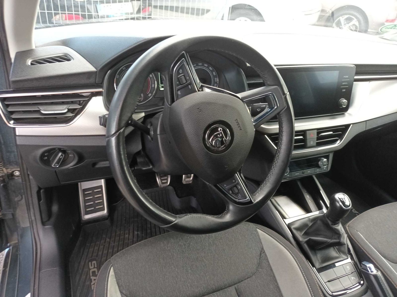 Škoda Scala, 1.5 TSI, Style, ČR,1.maj - fotka 3