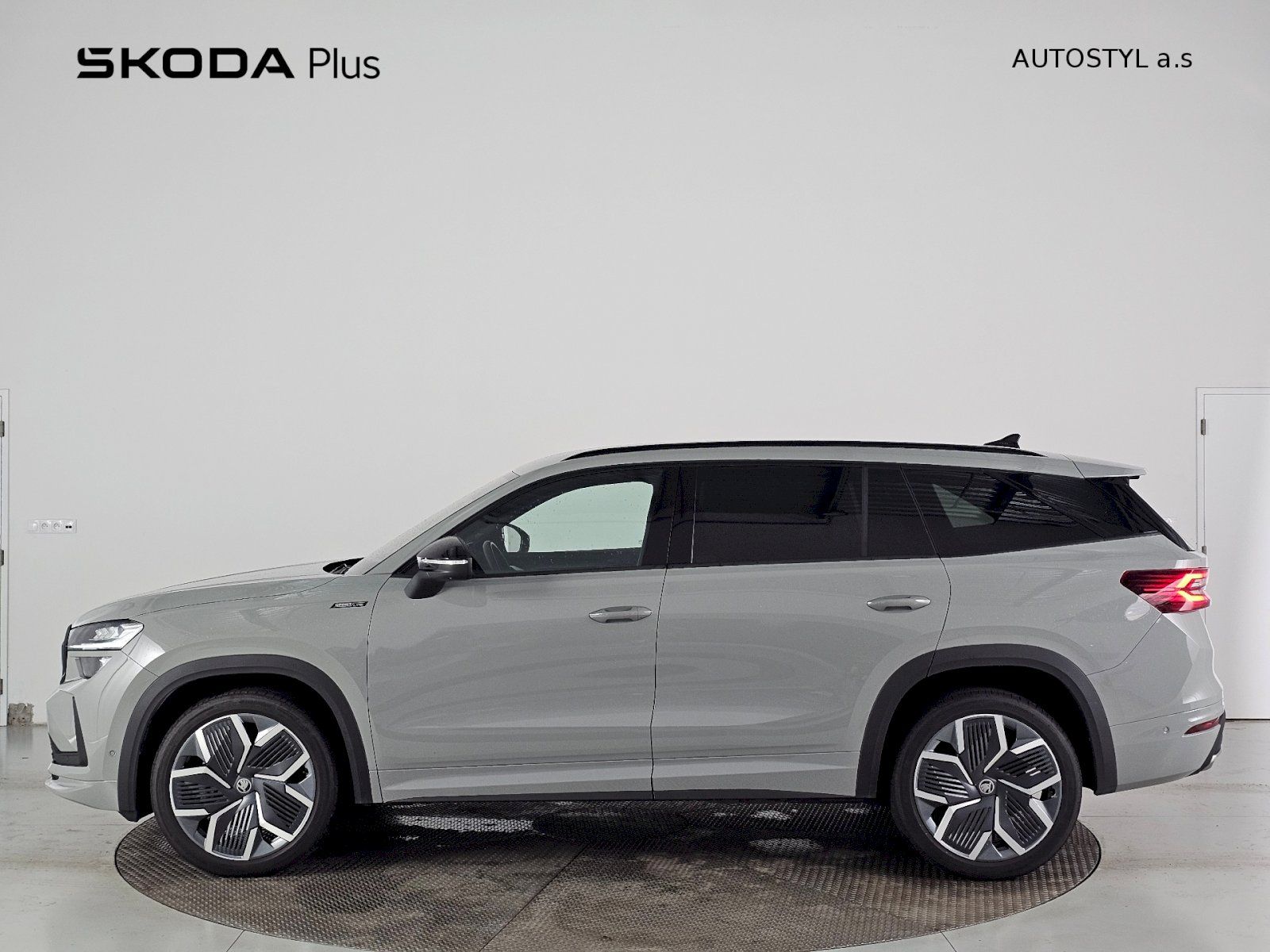 Škoda Kodiaq, 2.0TDi 142kW 4X4 SPORTLINE WEB - fotka 3