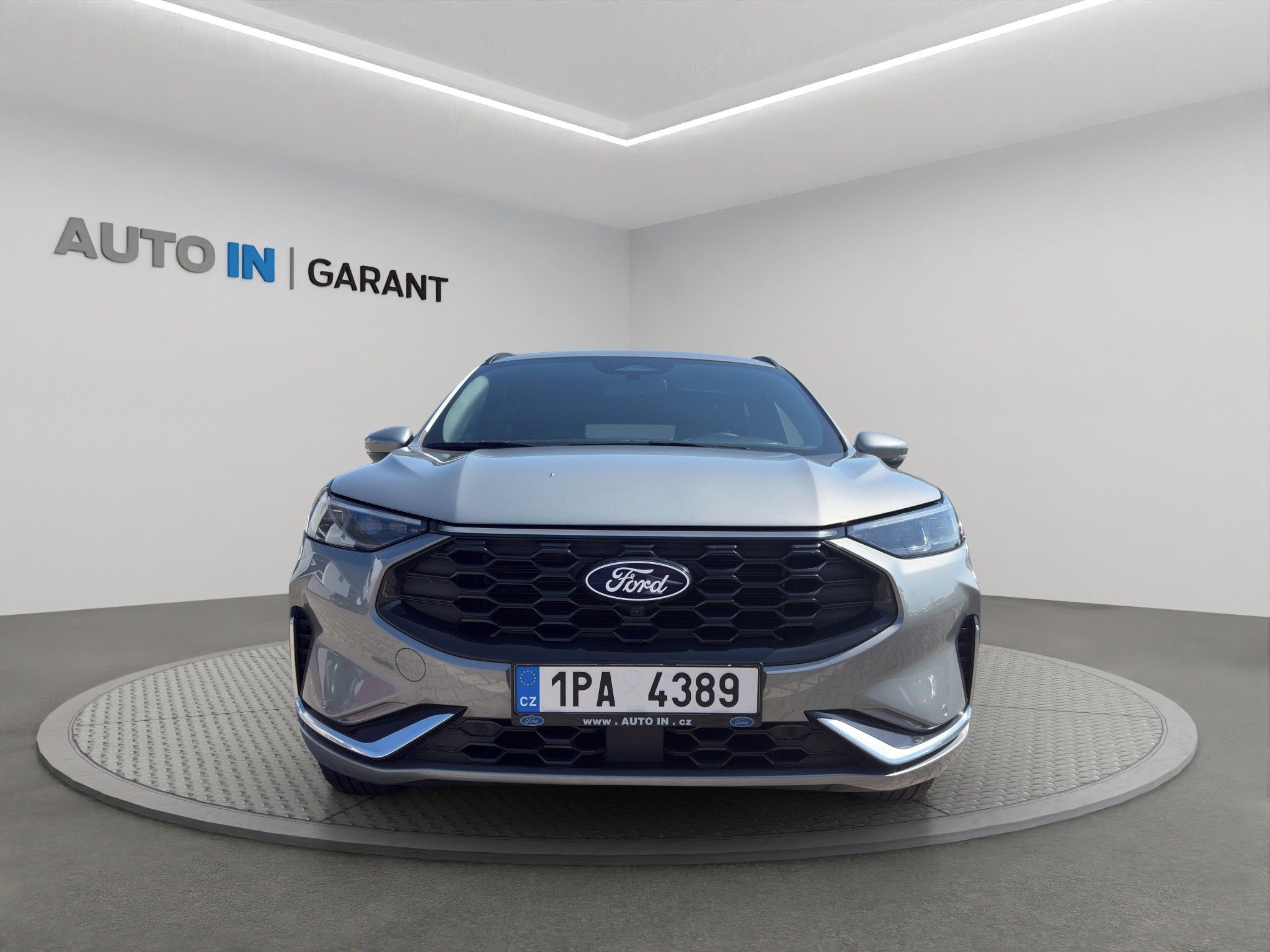 Ford Kuga, ST-LINE X, 2,5 Duratec HEV AWD - fotka 2