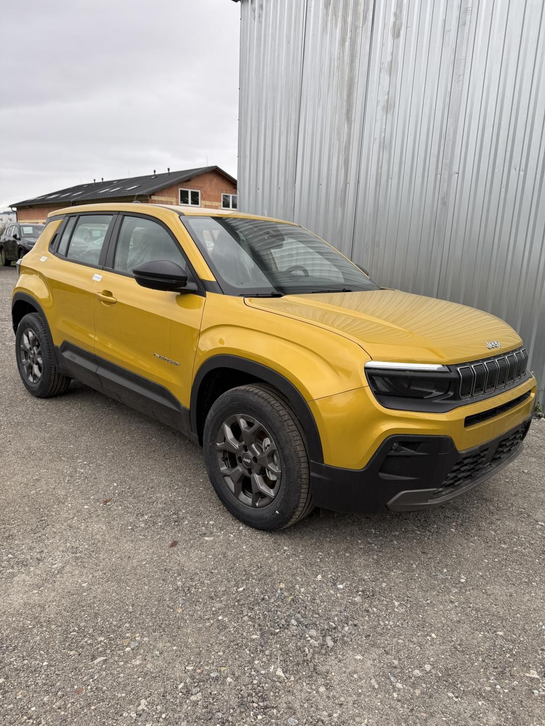 Jeep Avenger, Longitude 1.2 Turbo 100 MT6 - fotka 3