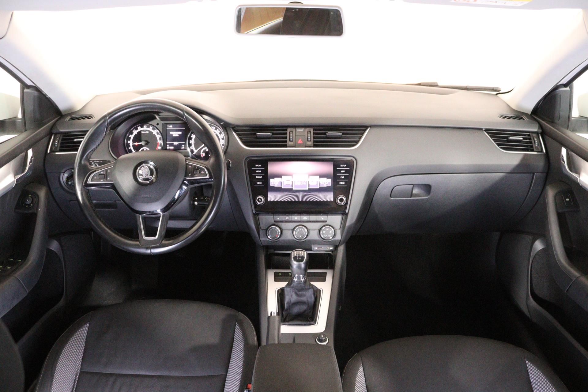 Škoda Octavia, Combi Ambition 1,6TDI 85kW - fotka 5