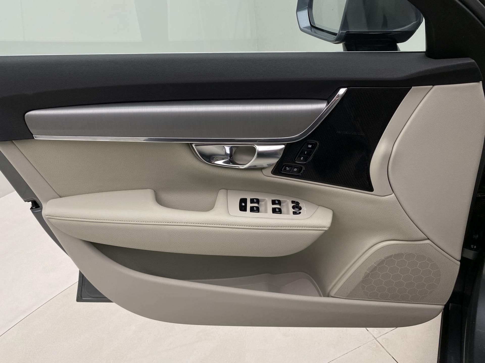 Volvo V90, D4 MOMENTUM AUT - fotka 6