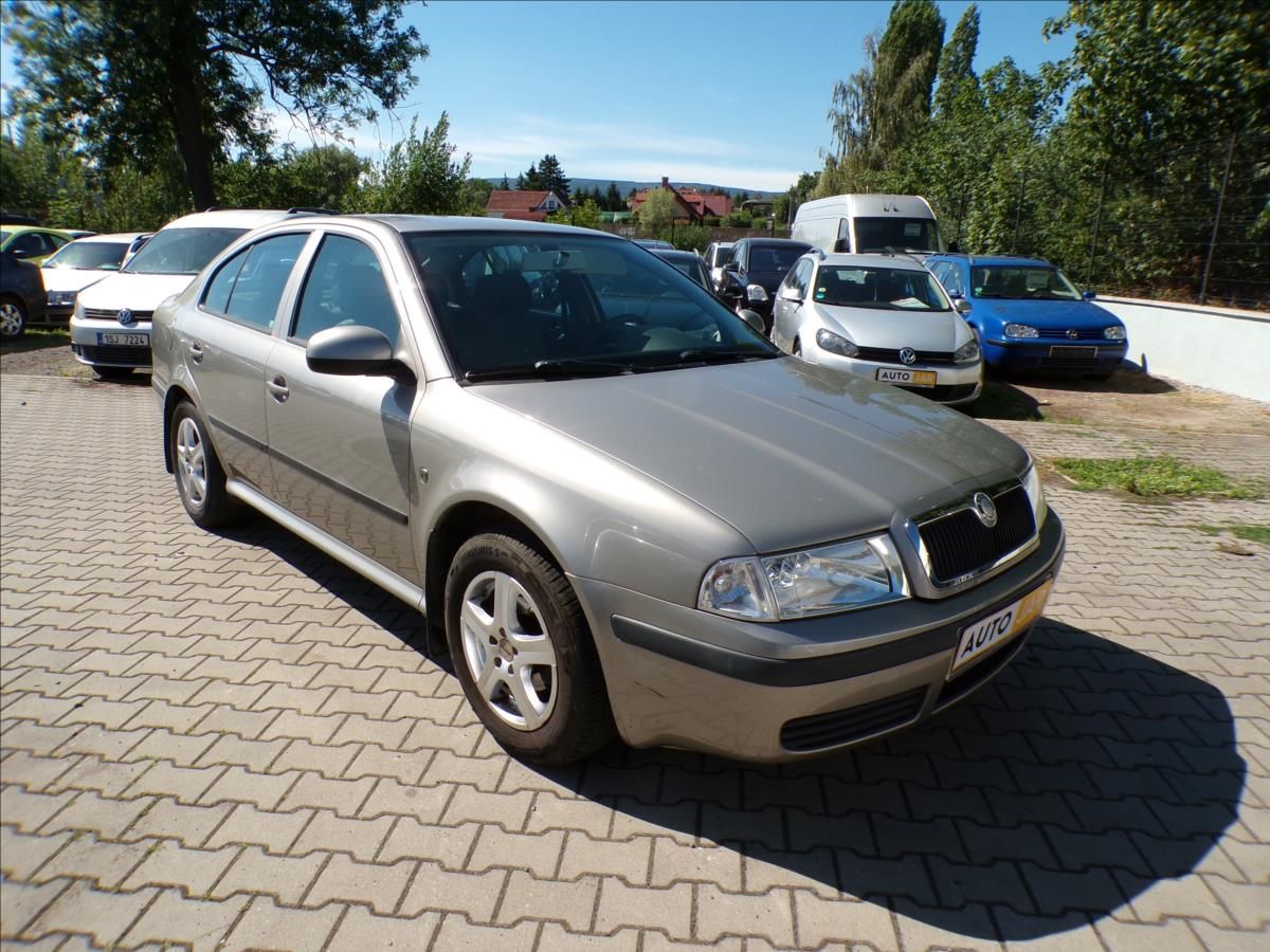 Škoda Octavia, 1,6 MPI TOUR,TAŽNÉ ZAŘÍZENÍ
